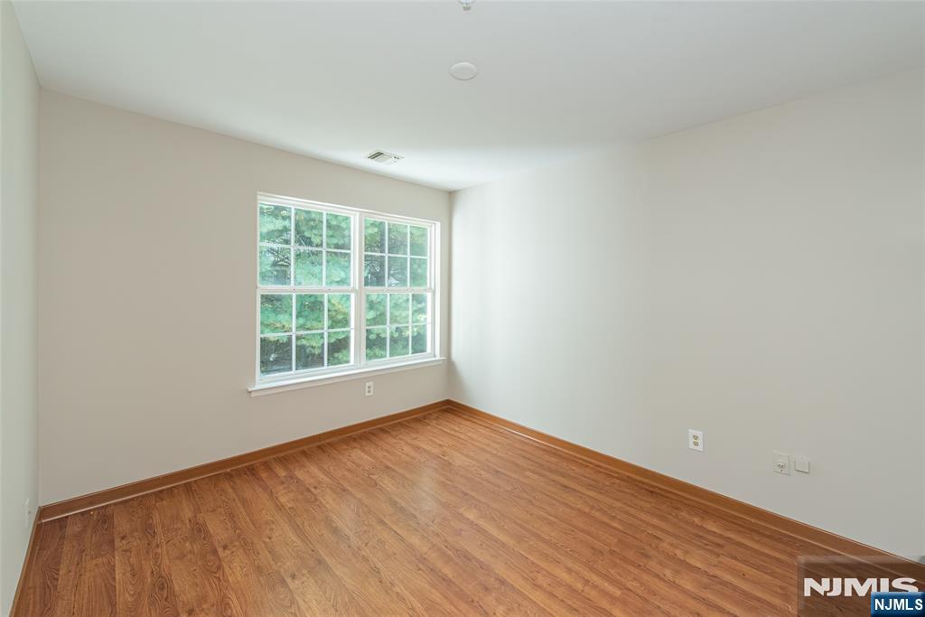 702 Buckland Court Property Photo 19