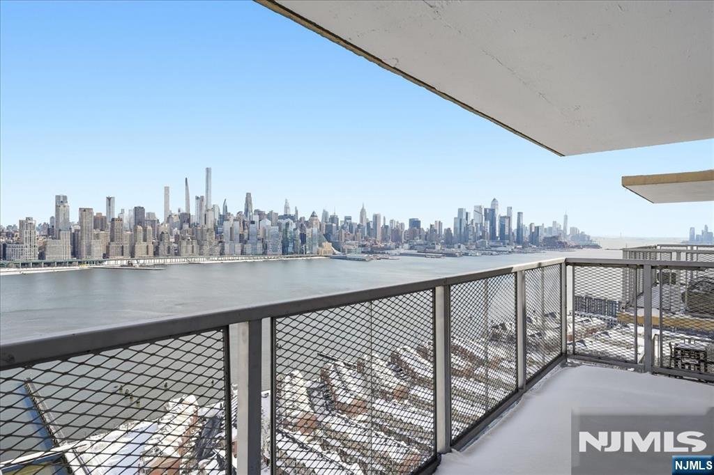 6600 Boulevard East 23c Property Photo 1