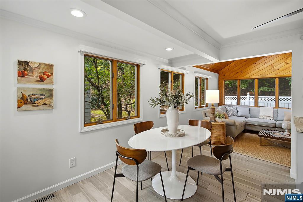 686 Broad Street Property Photo 10
