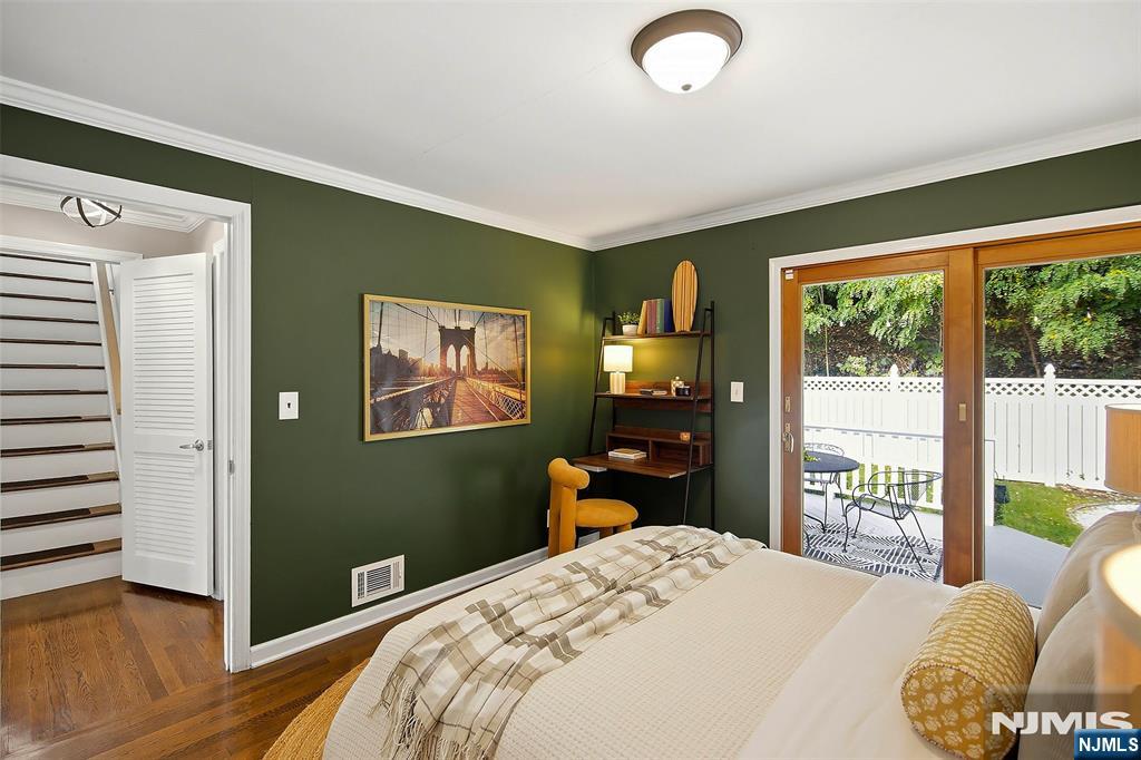 686 Broad Street Property Photo 20