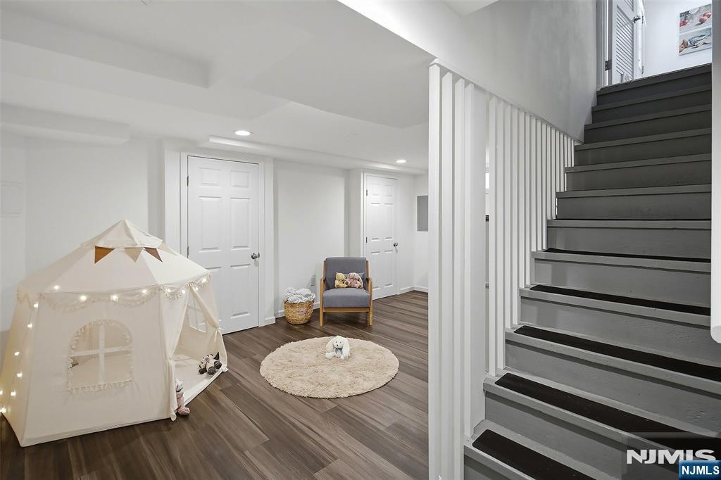 686 Broad Street Property Photo 26