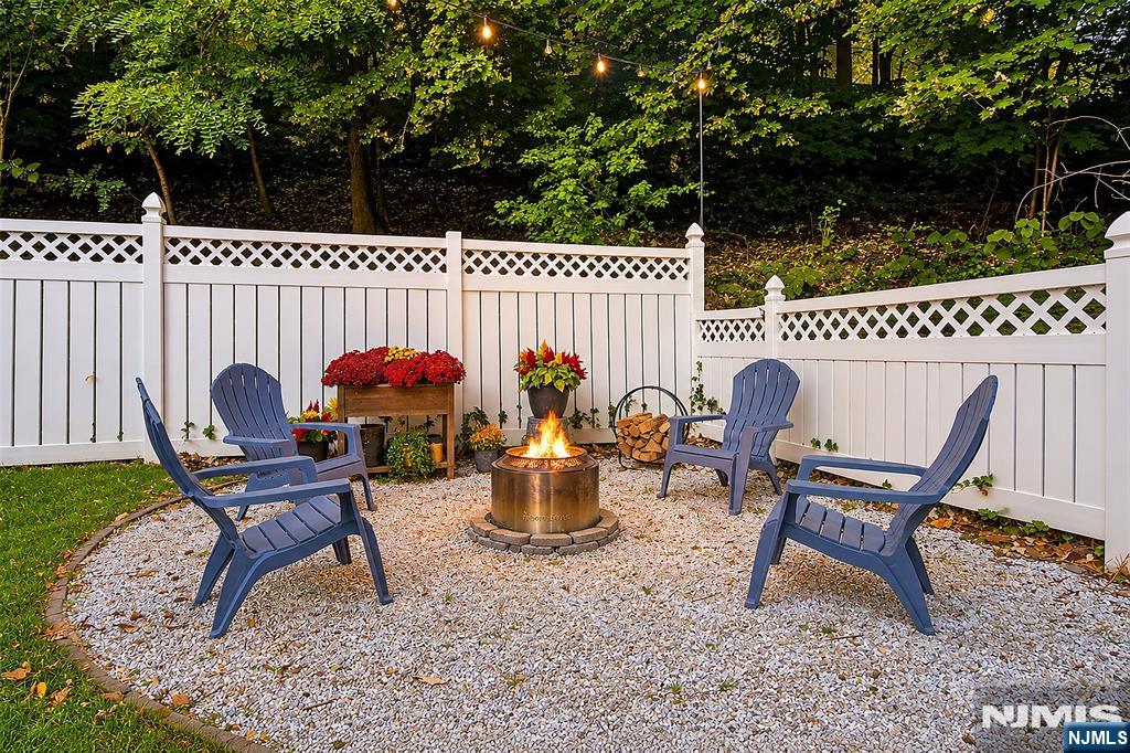 686 Broad Street Property Photo 35