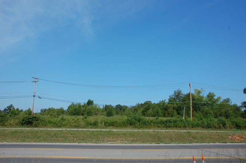 999 Preacher Roe Boulevard Property Photo 2
