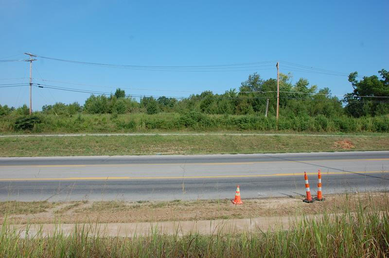 999 Preacher Roe Boulevard Property Photo 4