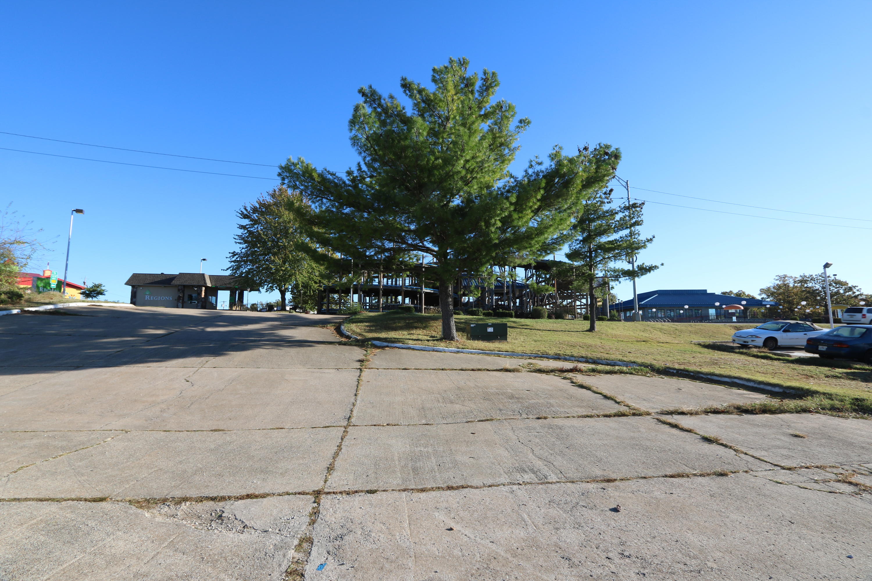 3522 West State Highway 76 Property Photo 4