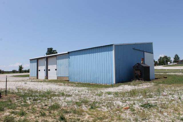 2200 North Main Avenue Property Photo 6