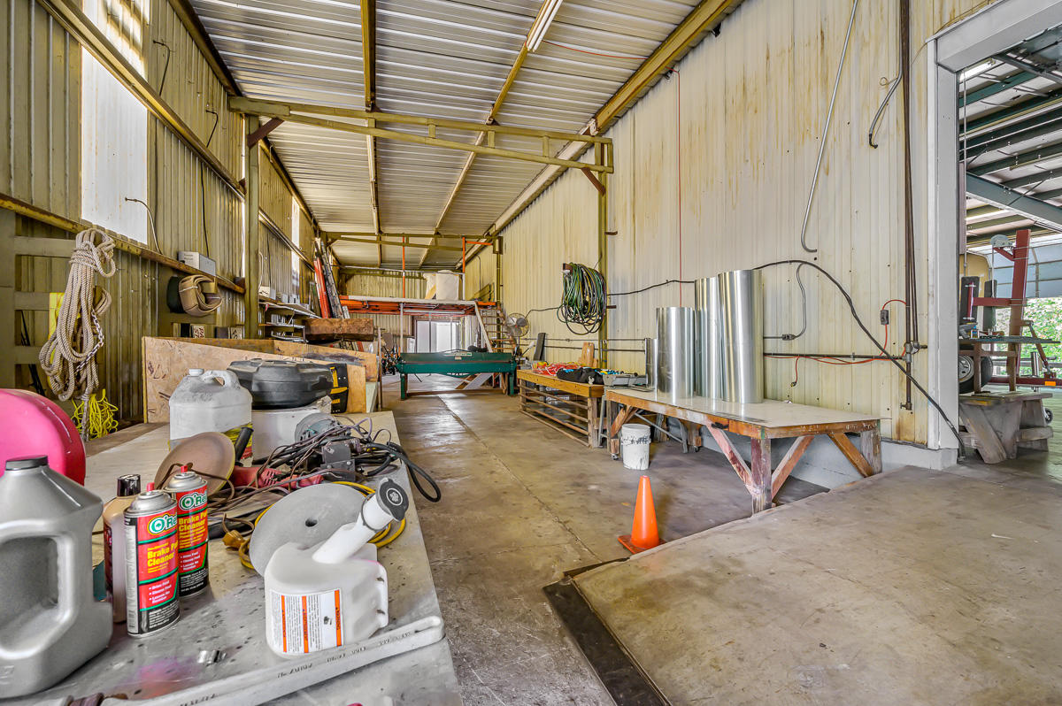 26 Kimberling Boulevard Property Photo 7