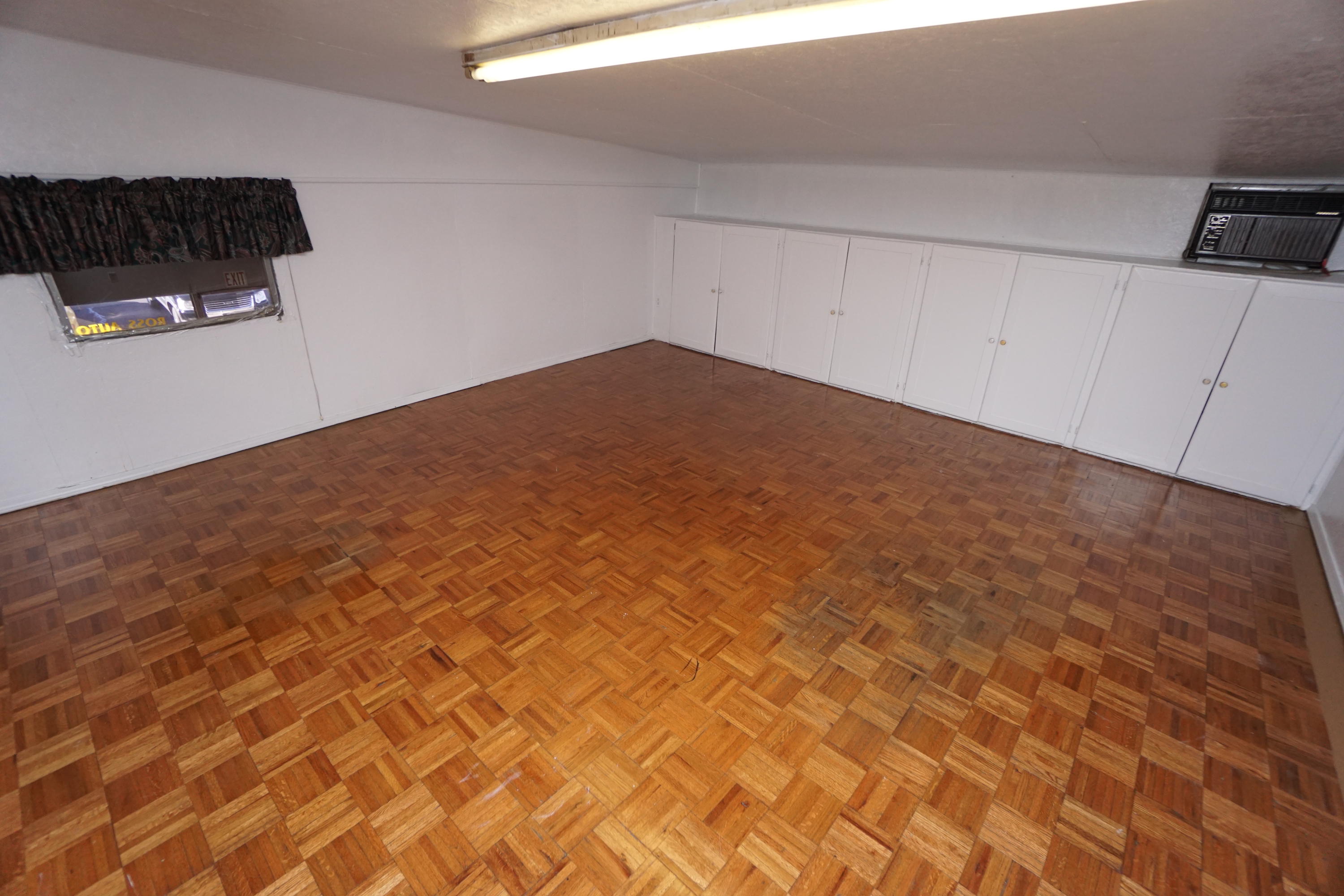 26 Kimberling Boulevard Property Photo 33