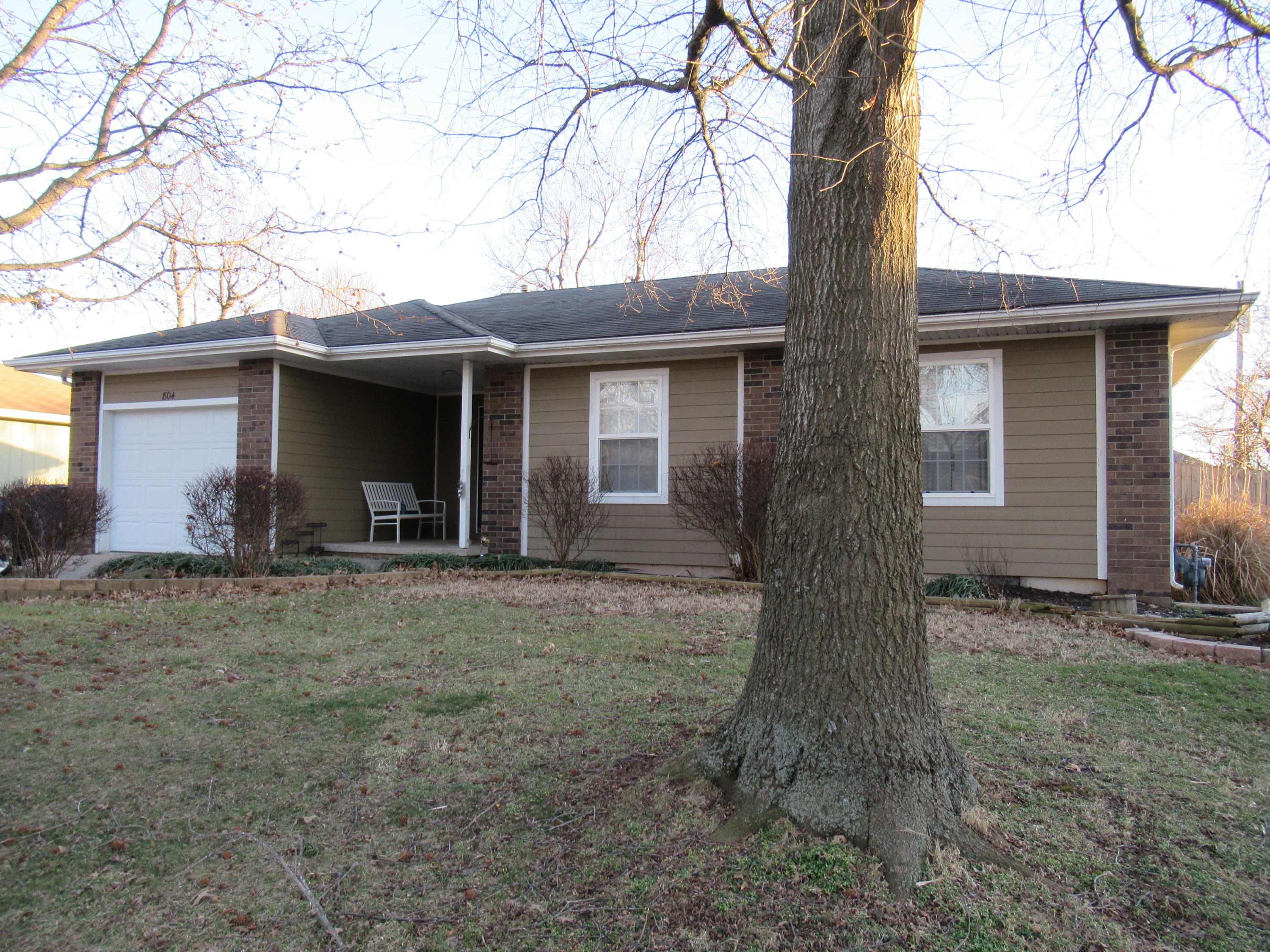 804 Scott Wayne Drive Property Photo 1