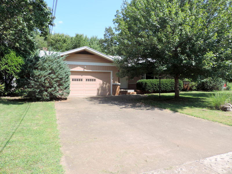 523 East Portland Street Property Photo 1