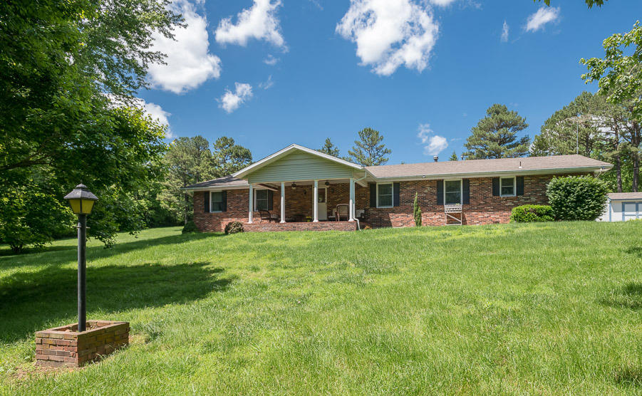 4109 East Farm Road 194 Property Photo 1