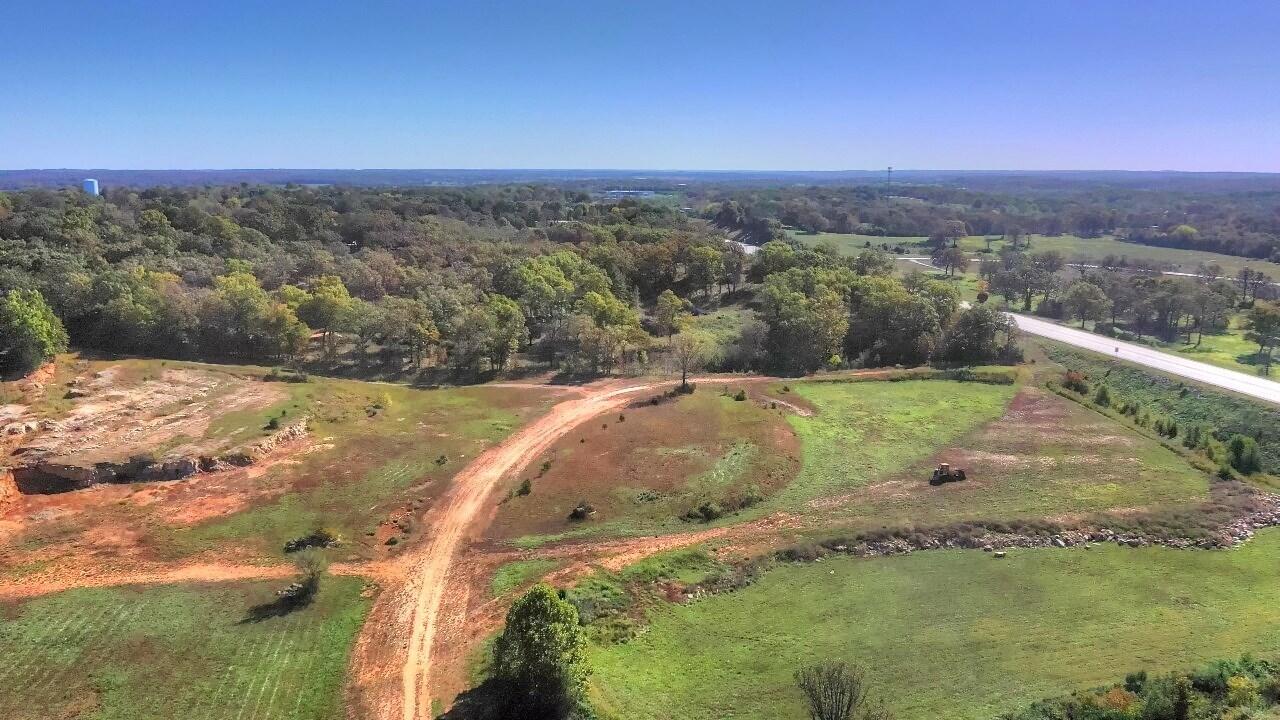 000 Highway 63 Property Photo 5