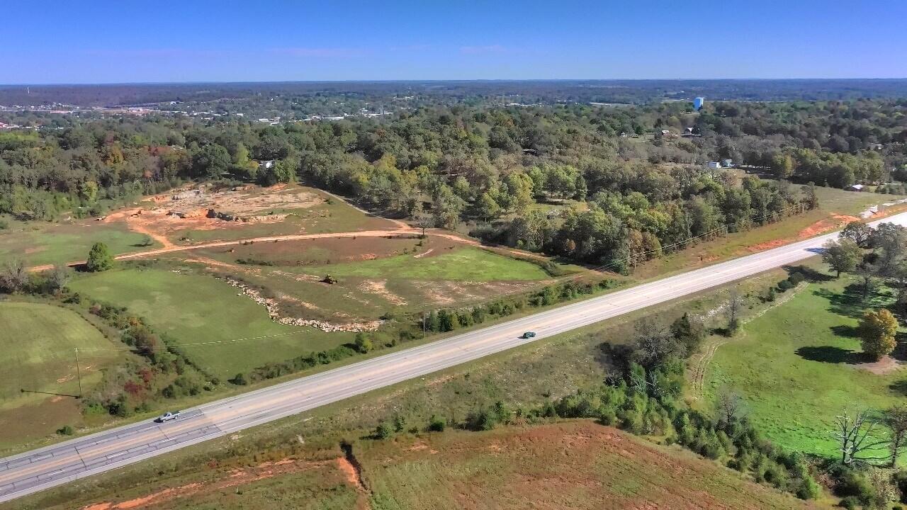 000 Highway 63 Property Photo 11