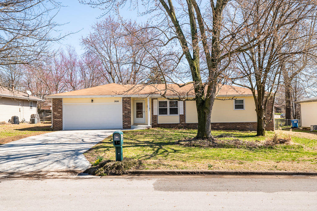 3656 North Temple Avenue Property Photo 1