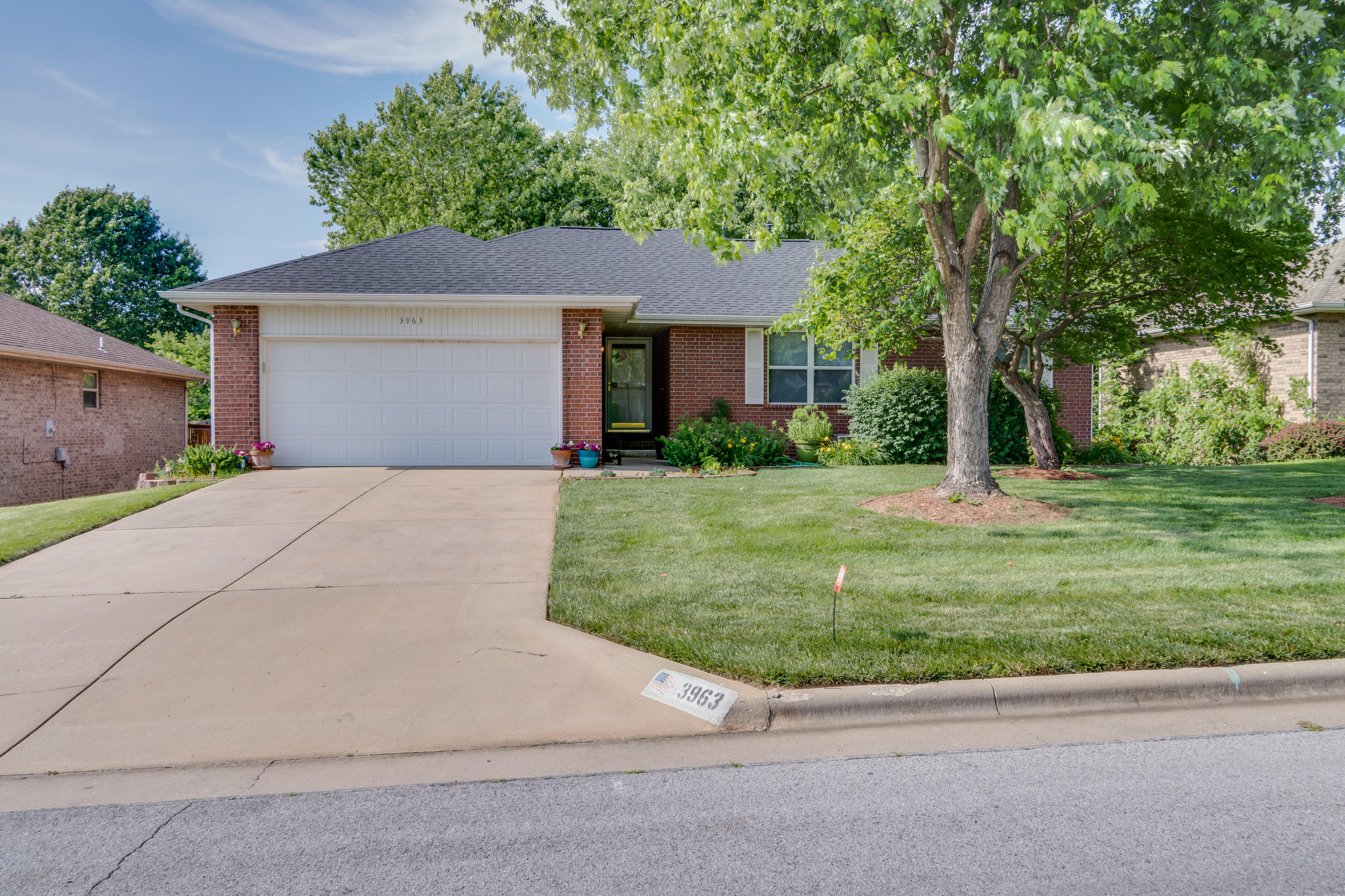 3963 West Condor Drive Property Photo 1