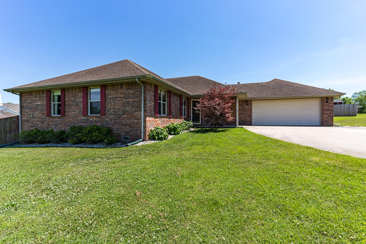 306 Kadee Drive Property Photo 1