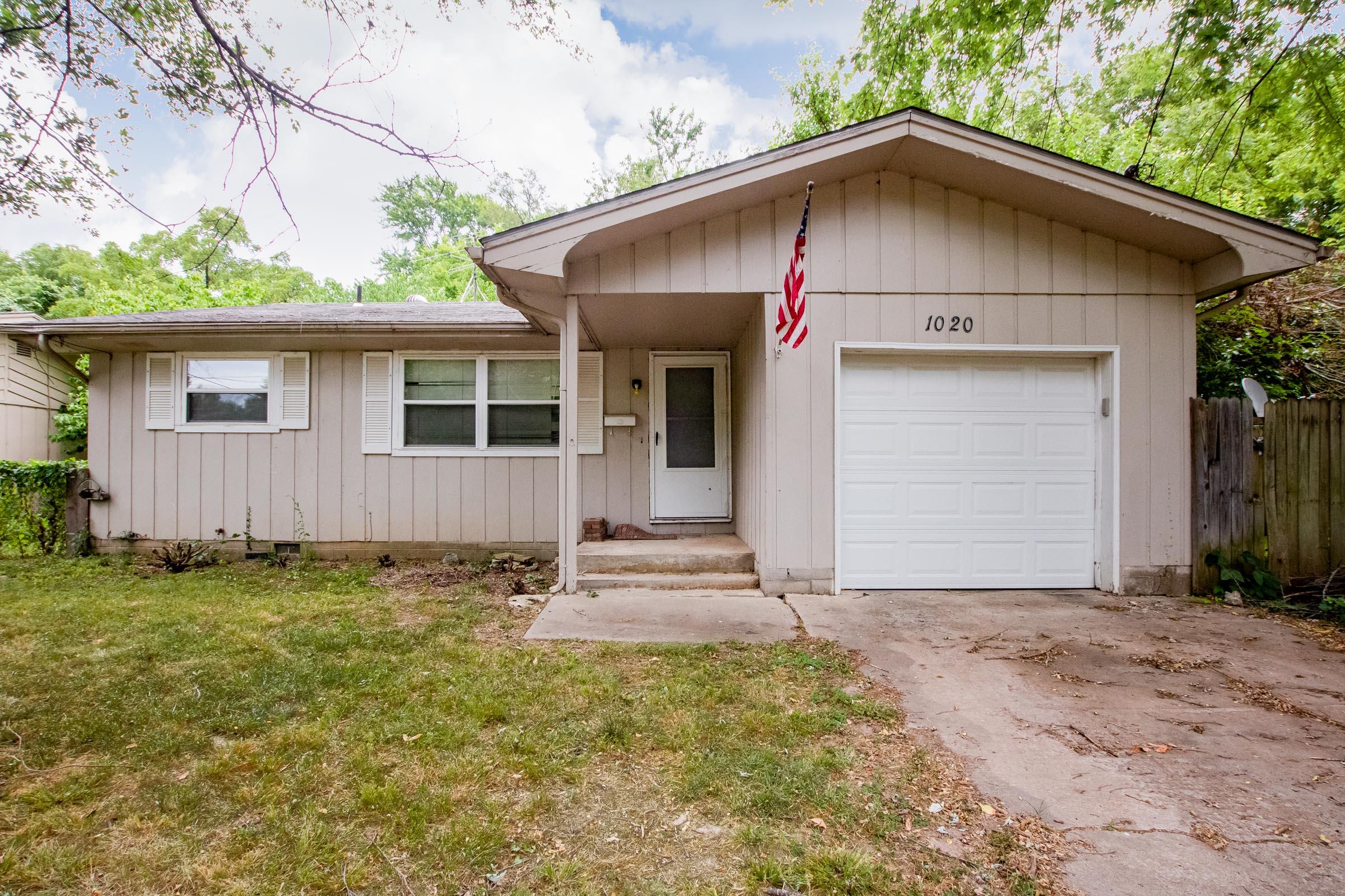 1020 North Clifton Avenue Property Photo 1