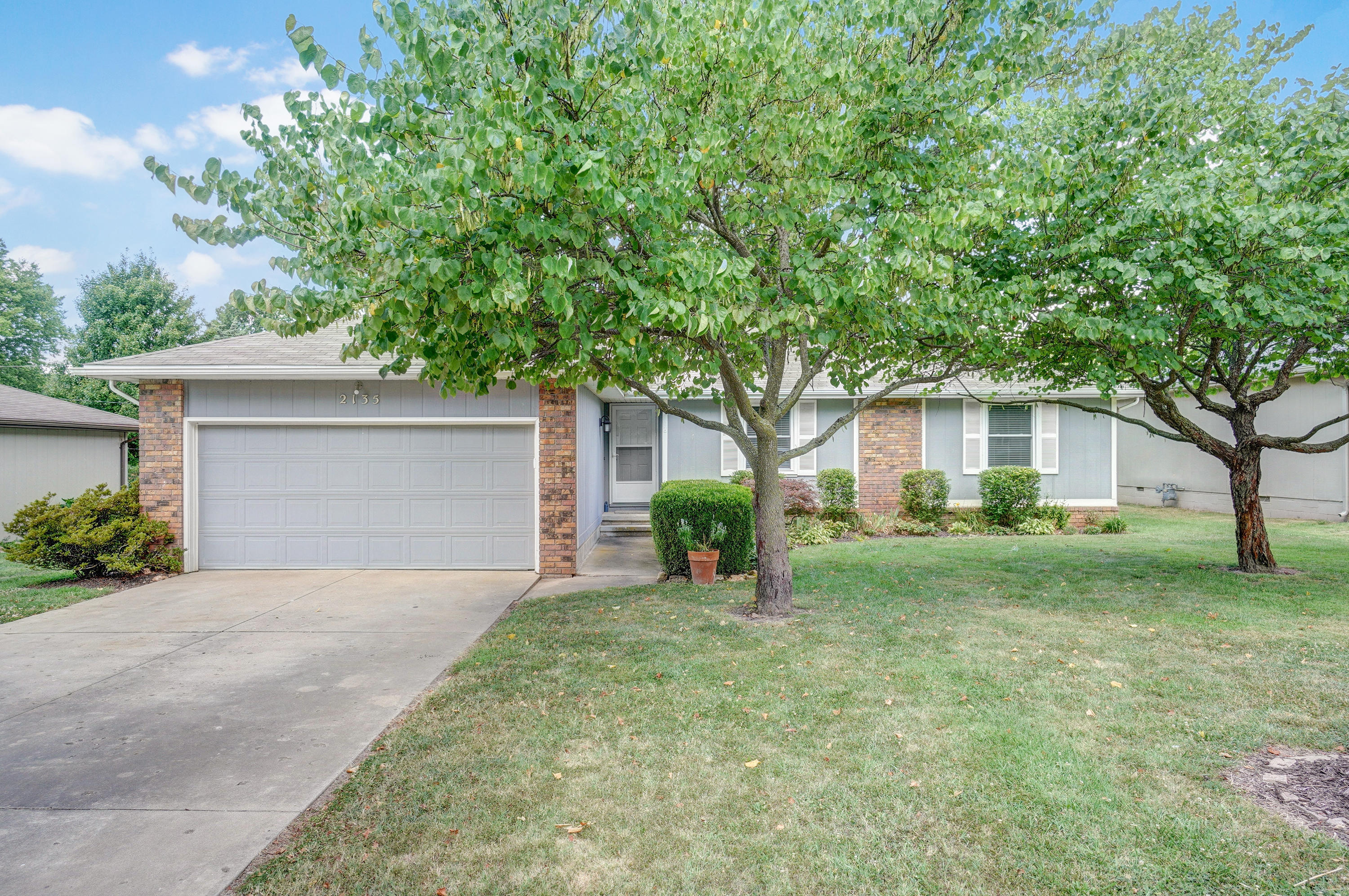 2135 South Suprema Avenue Property Photo 1