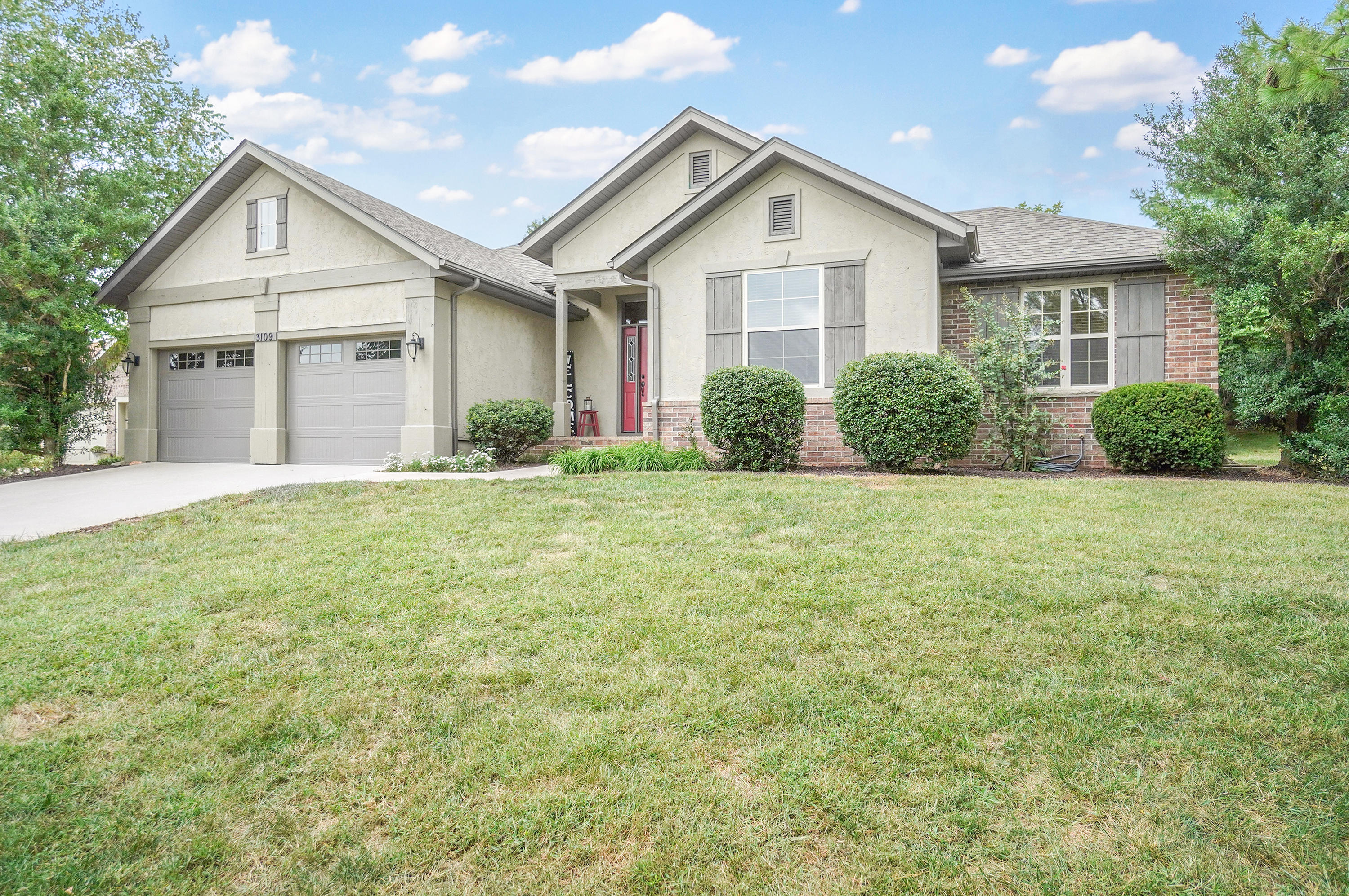 3109 West Buckshot Lane Property Photo 1