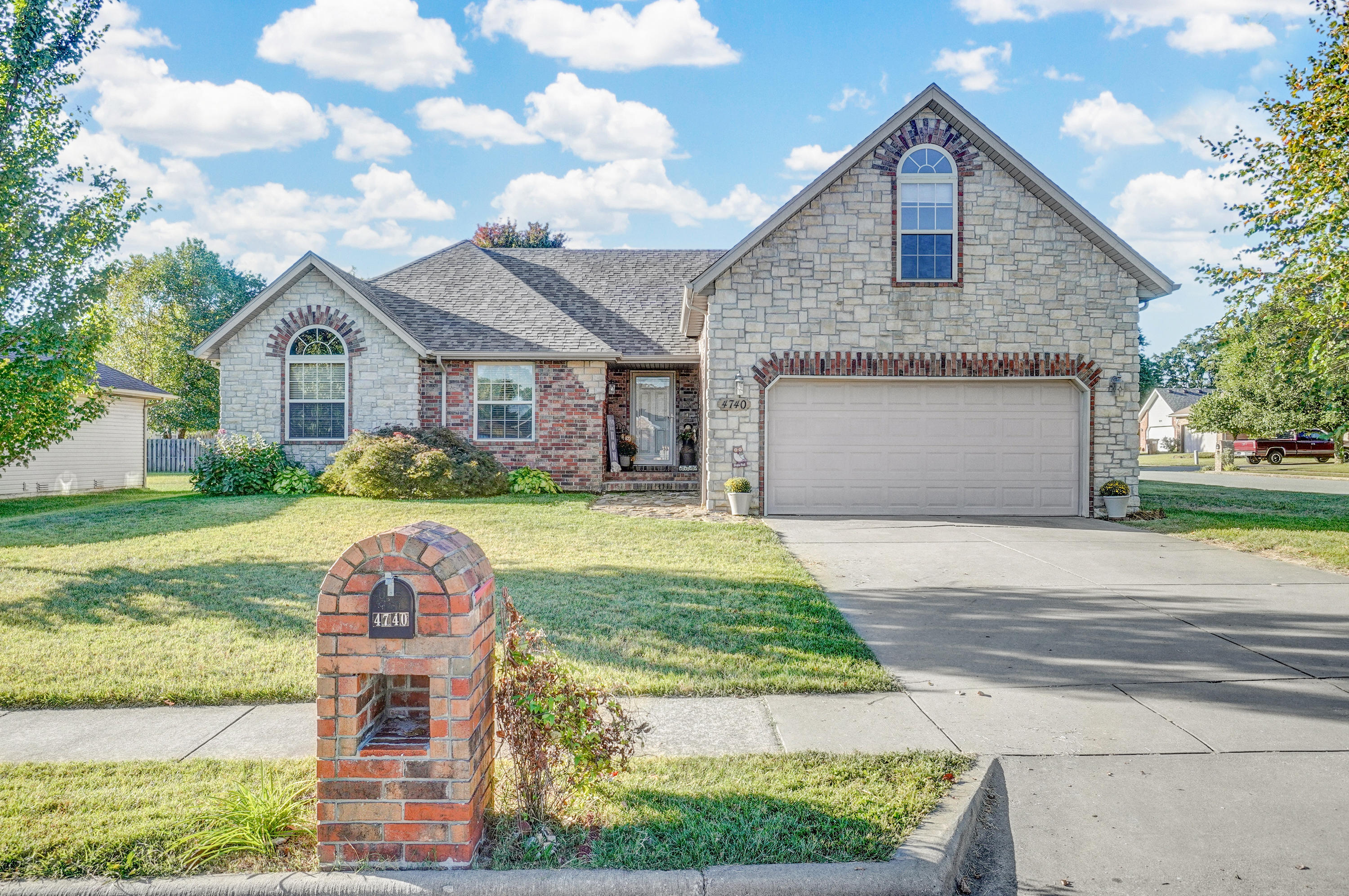4740 Meadowlark Street Property Photo 1