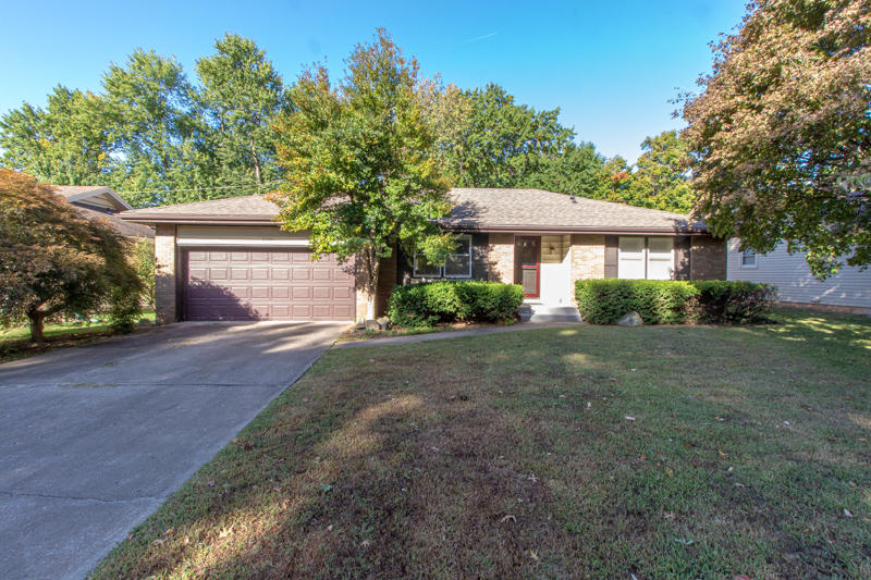 2521 South Weller Avenue Property Photo 1
