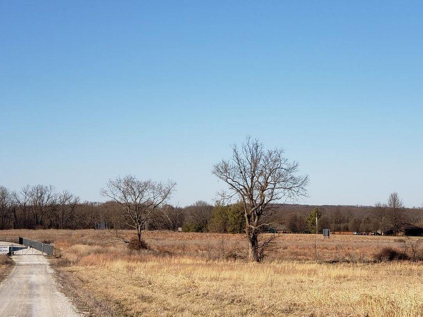 000 North Highway 13 Property Photo 1