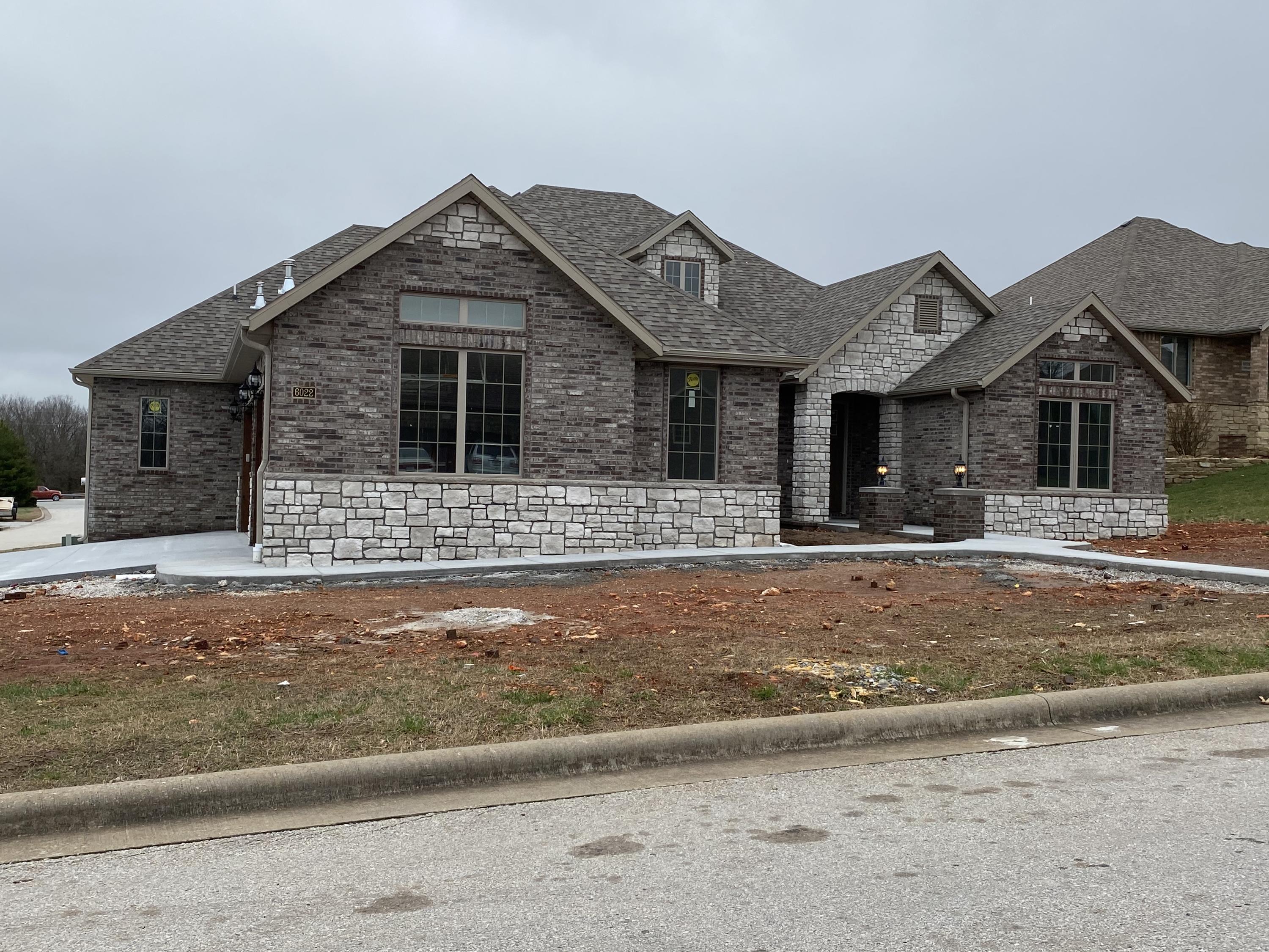6022 North Copper Ridge Street Property Photo 1