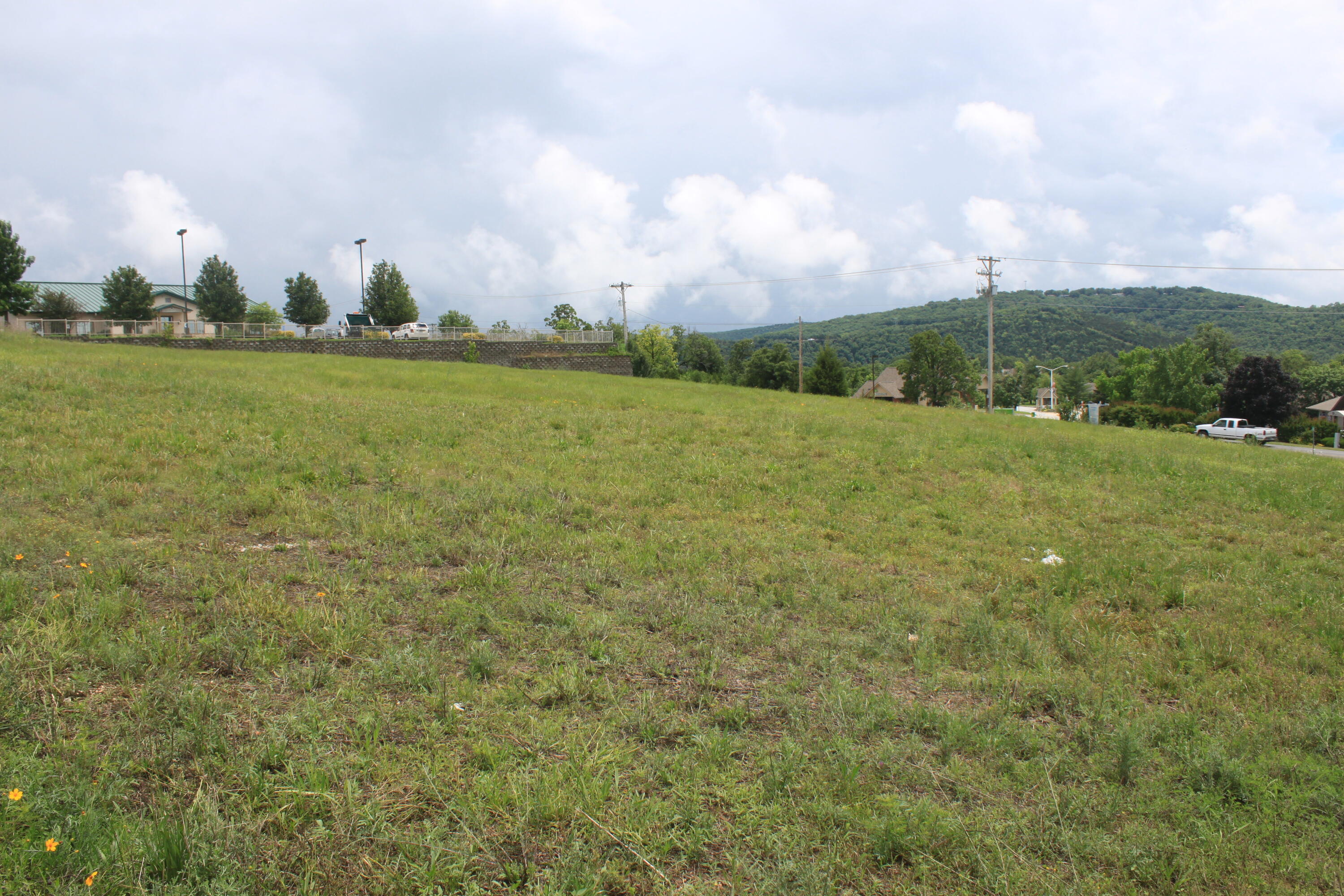 000 Terrace Parkway Property Photo 3