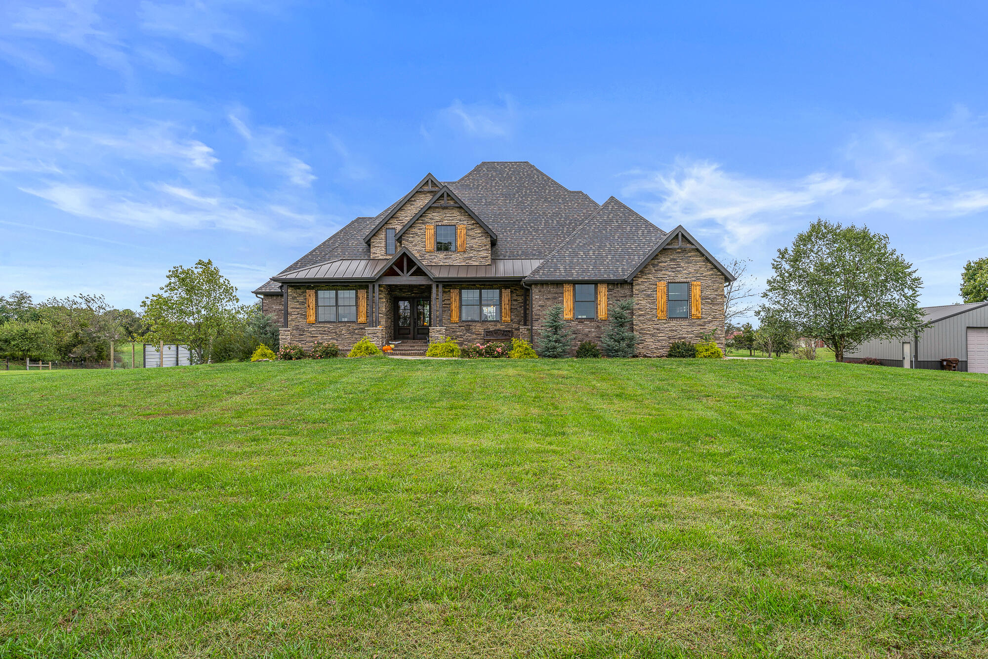 2105 State Highway 413 Property Photo 1