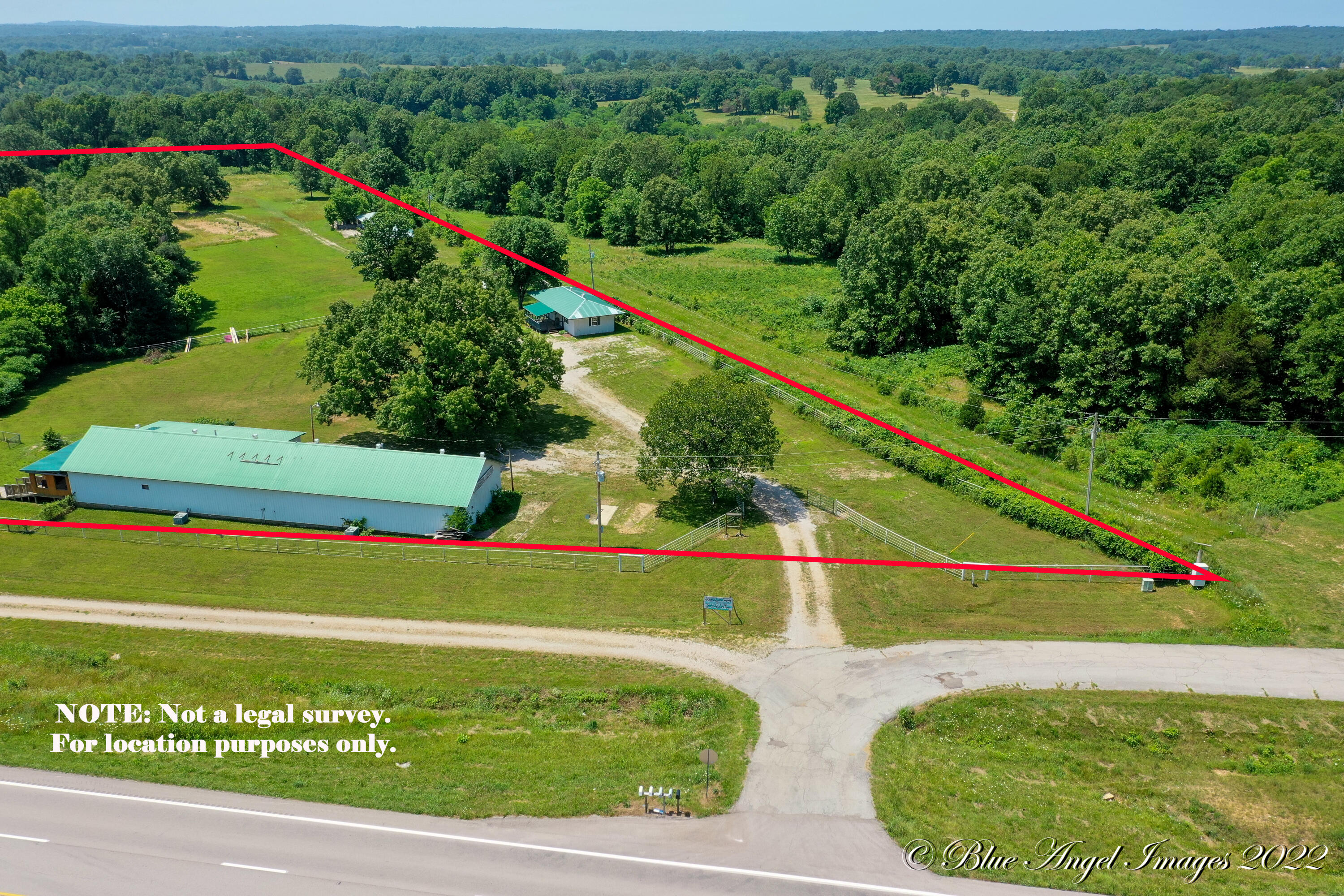 24 63 Highway Property Photo 2