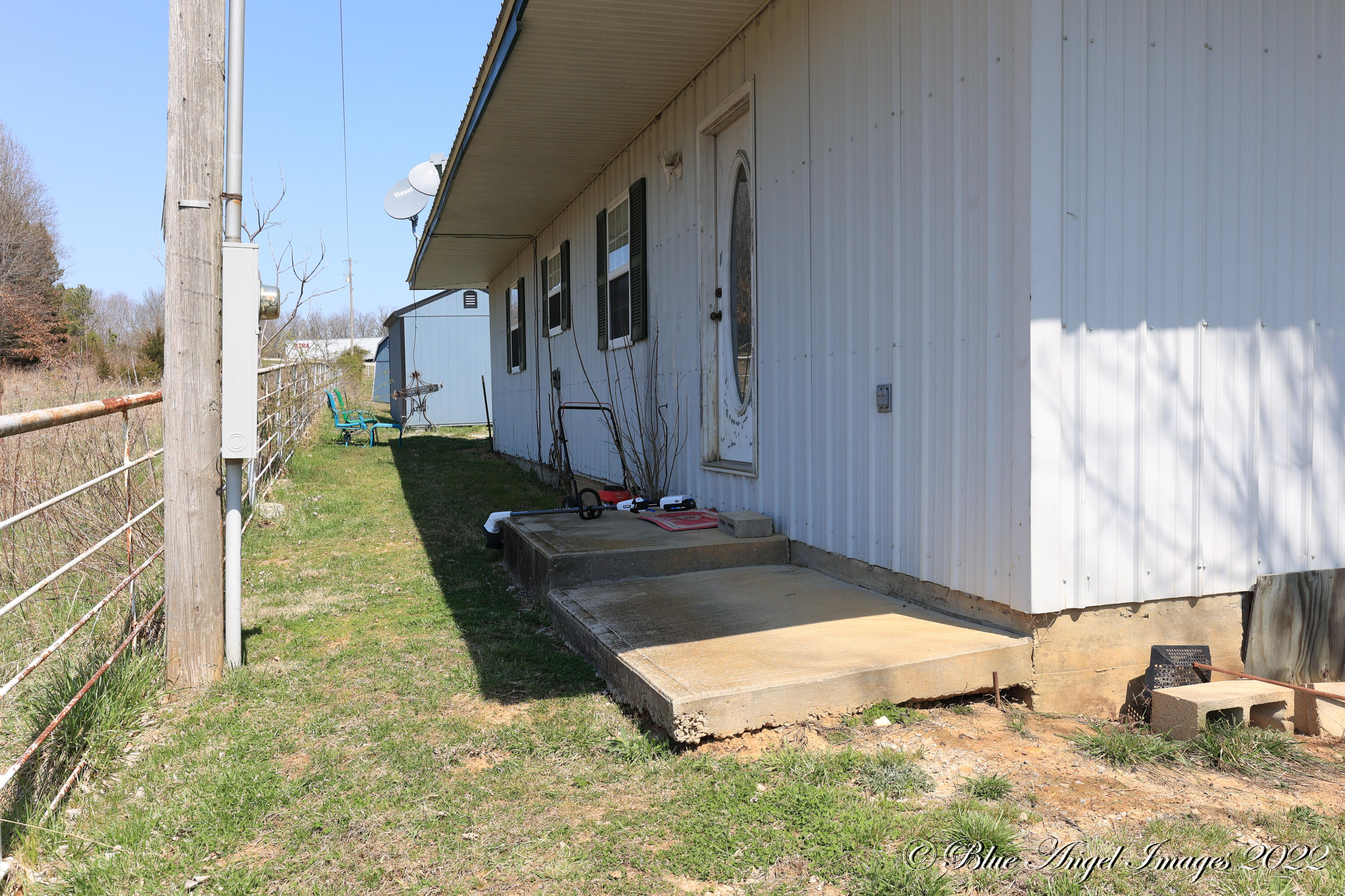 24 63 Highway Property Photo 13