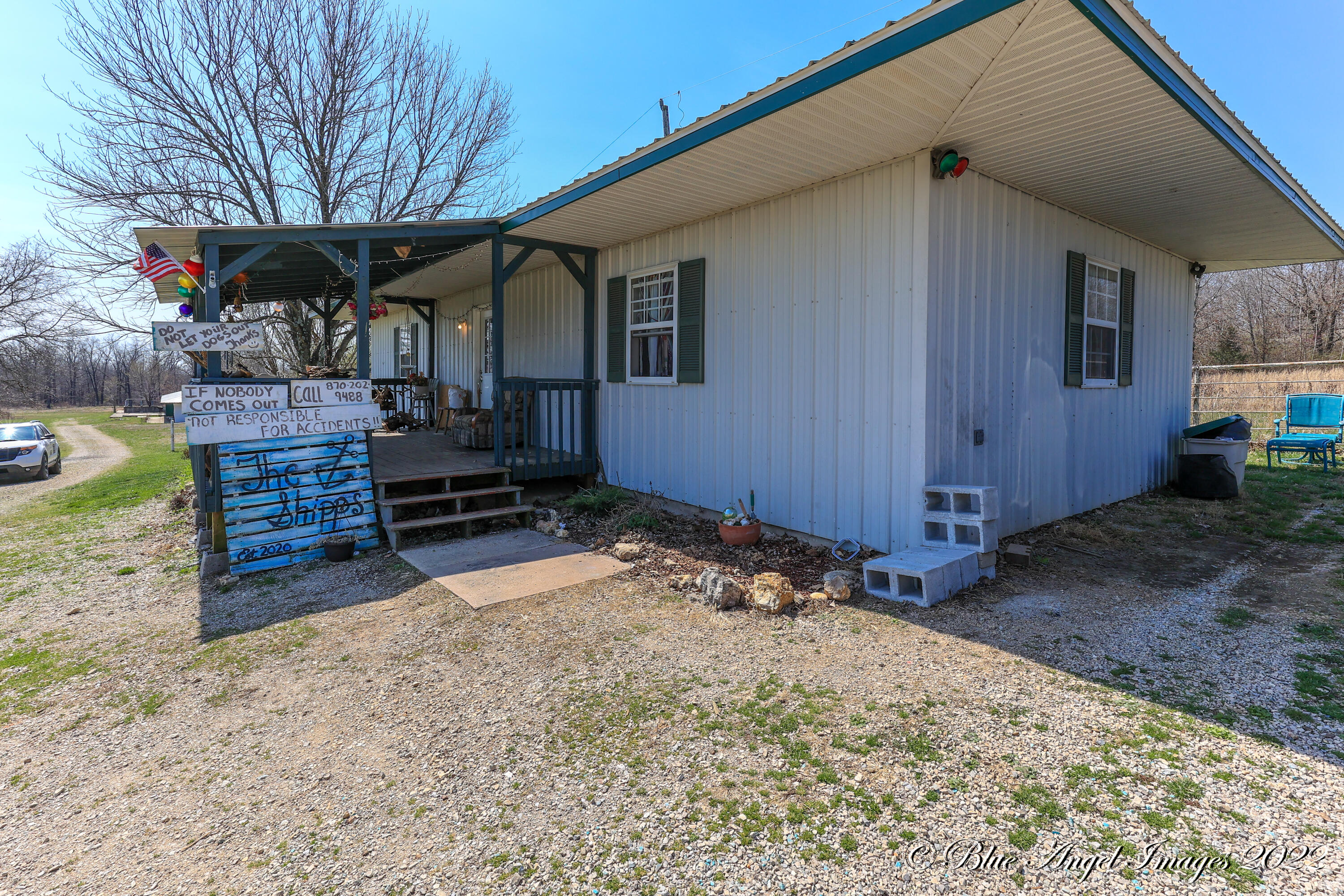 24 63 Highway Property Photo 14