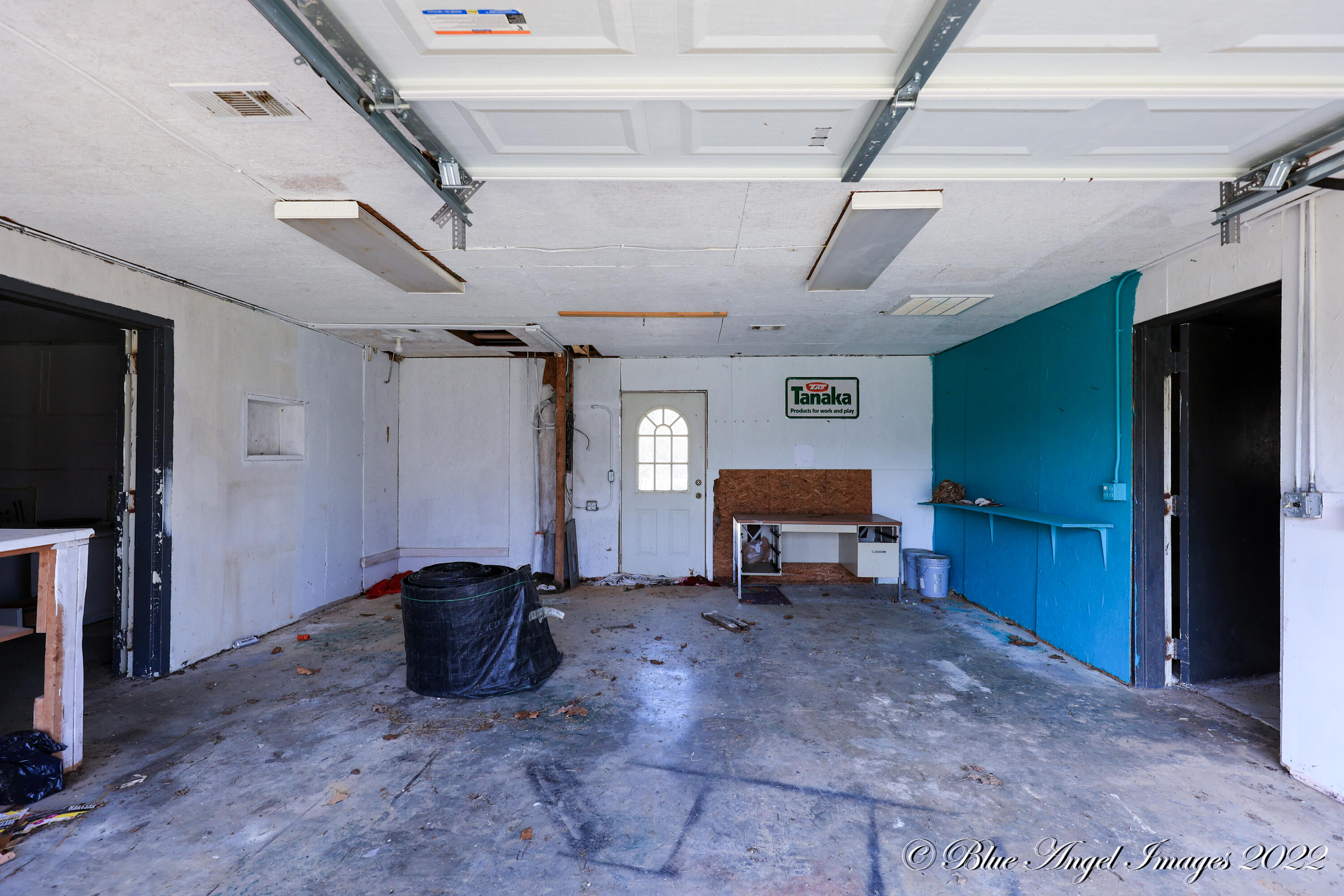 24 63 Highway Property Photo 42