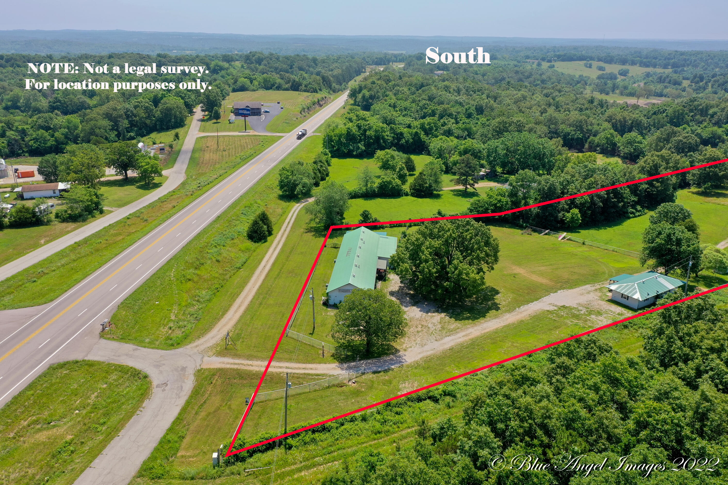 24 63 Highway Property Photo 44