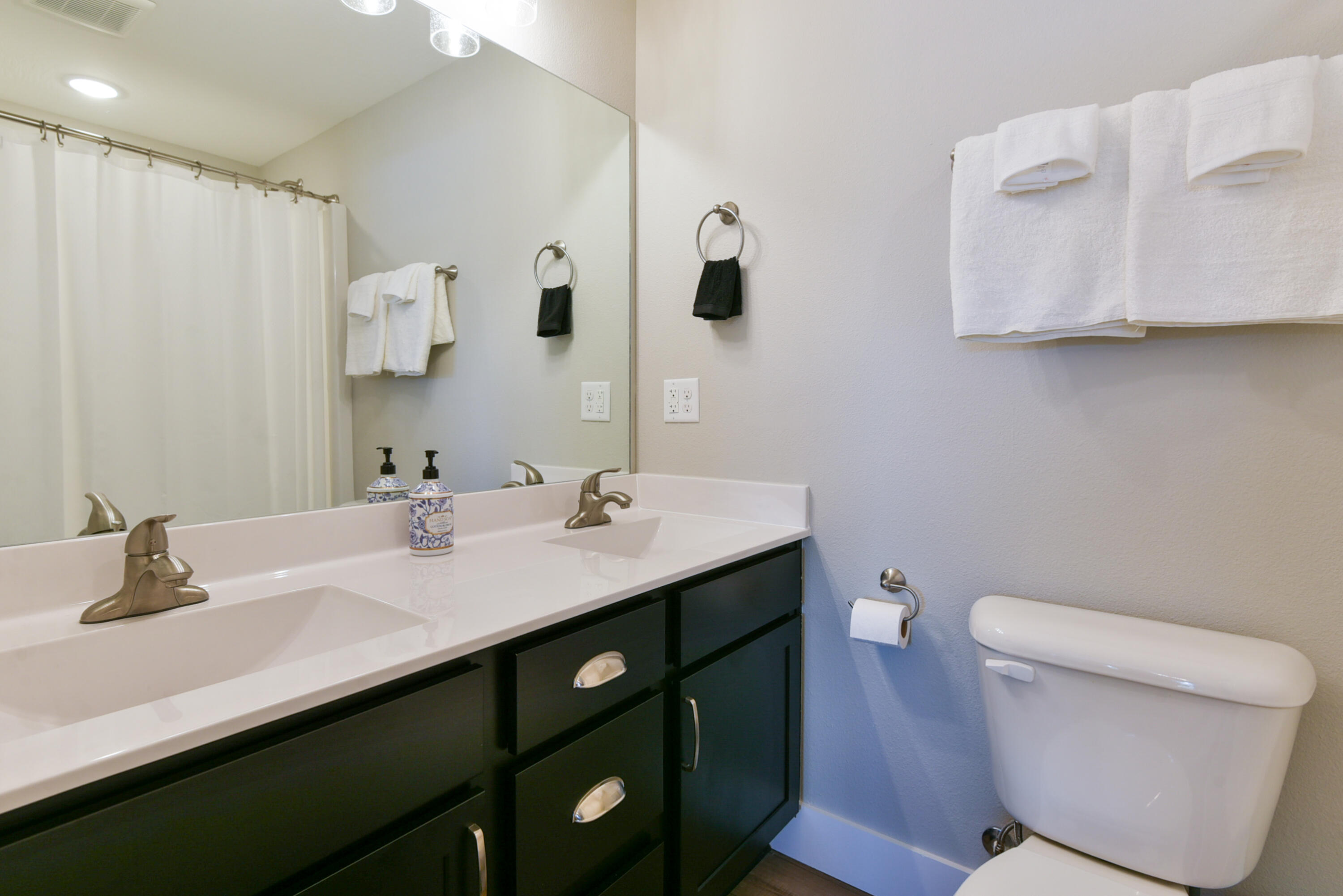 212 Chateau Mountain Hilltop Way Property Photo 18