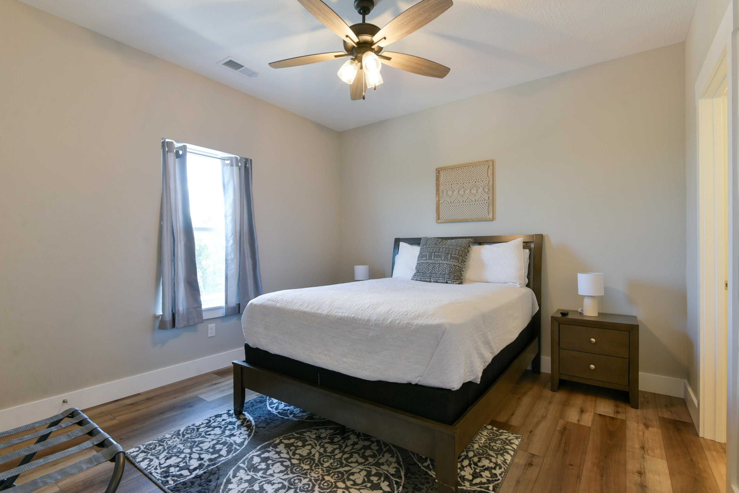212 Chateau Mountain Hilltop Way Property Photo 25