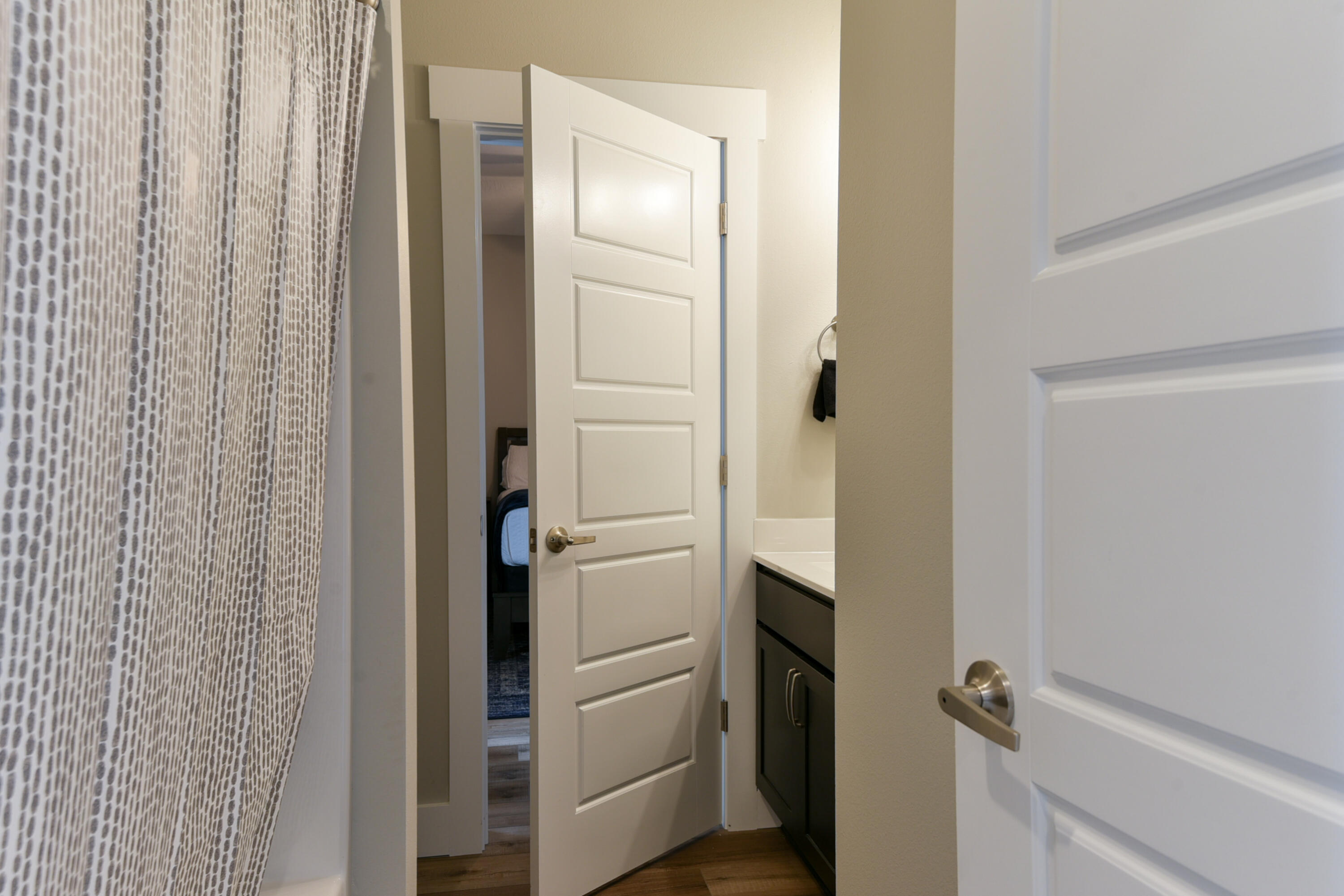 212 Chateau Mountain Hilltop Way Property Photo 42