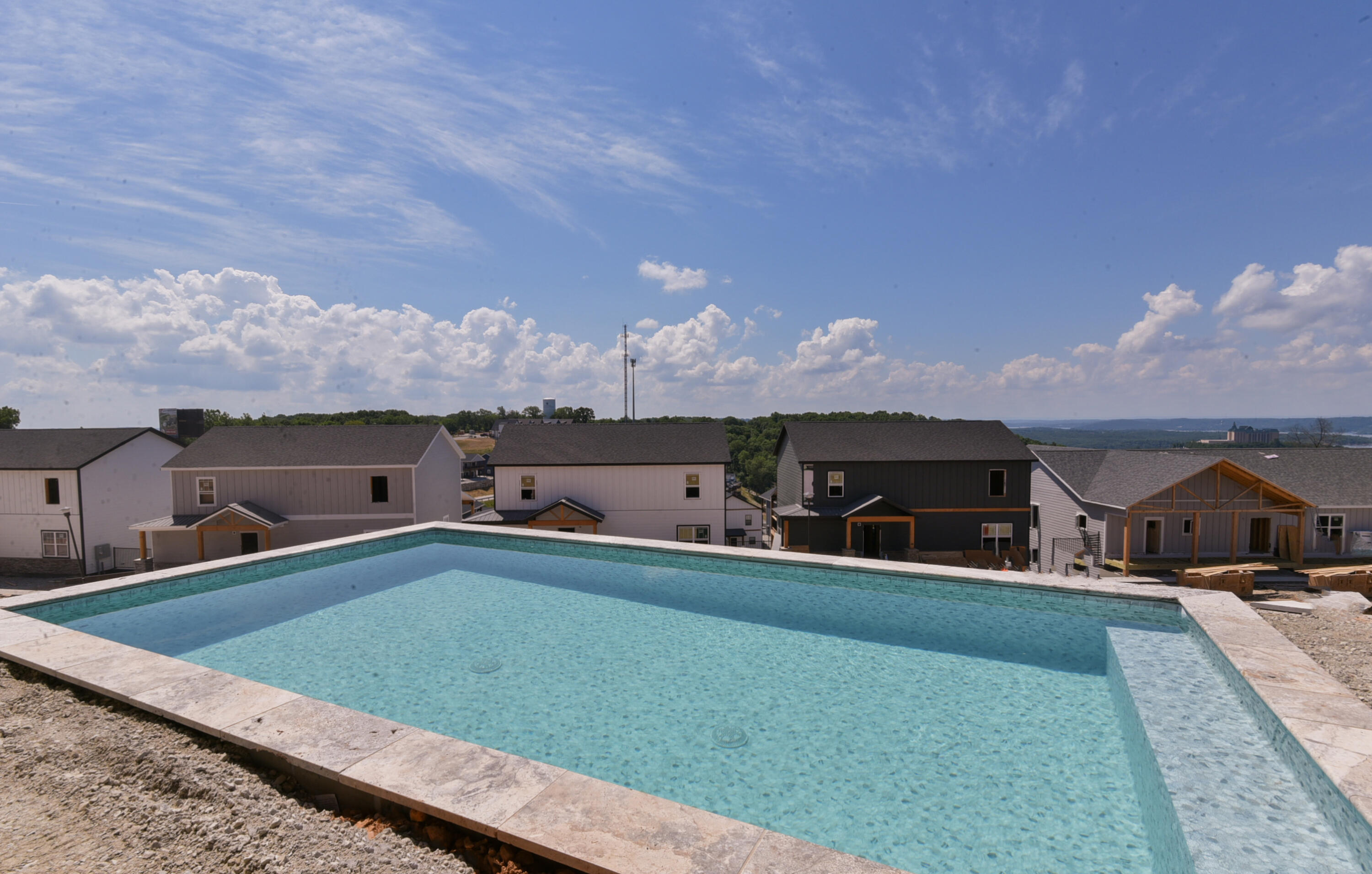 212 Chateau Mountain Hilltop Way Property Photo 45