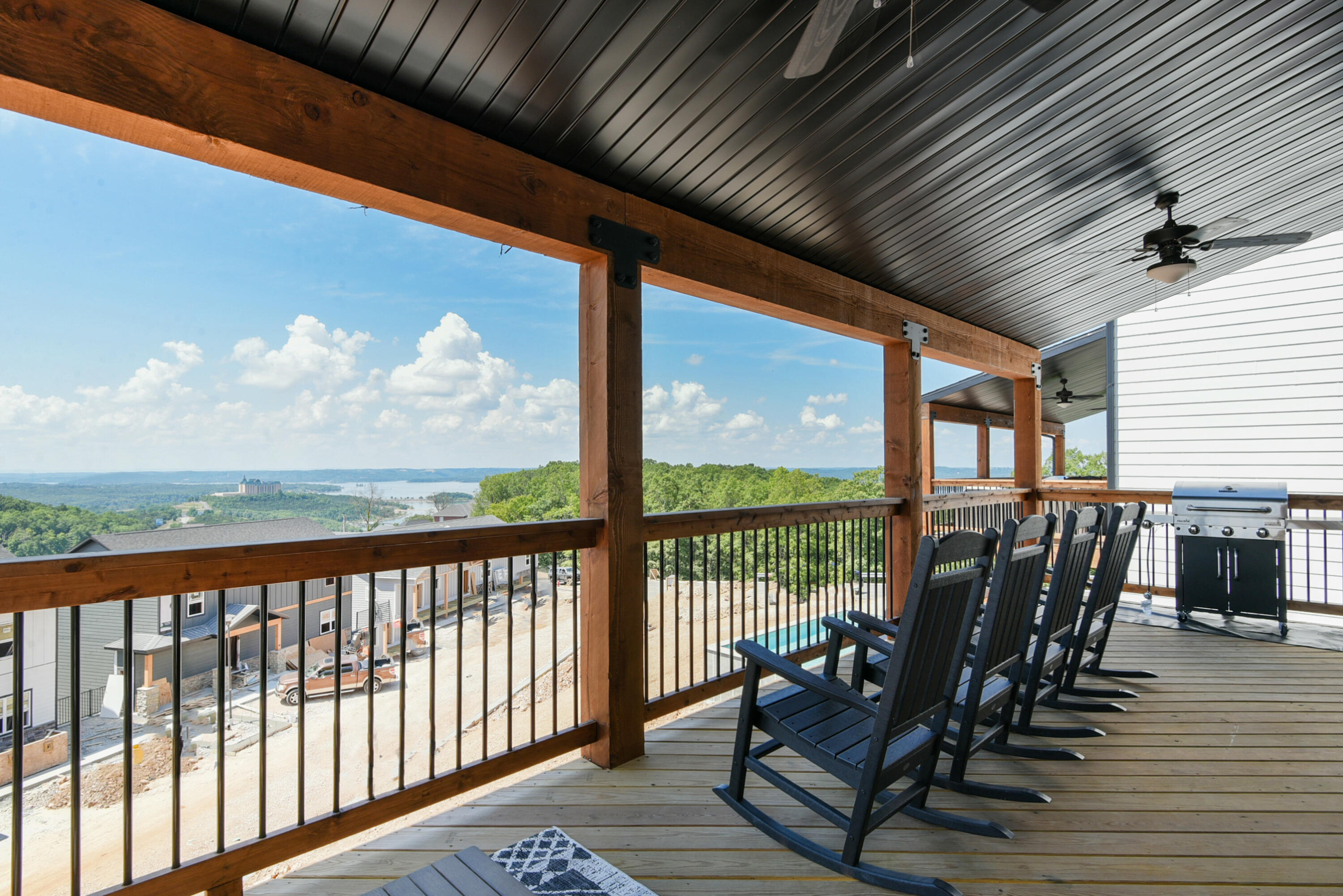 212 Chateau Mountain Hilltop Way Property Photo 48