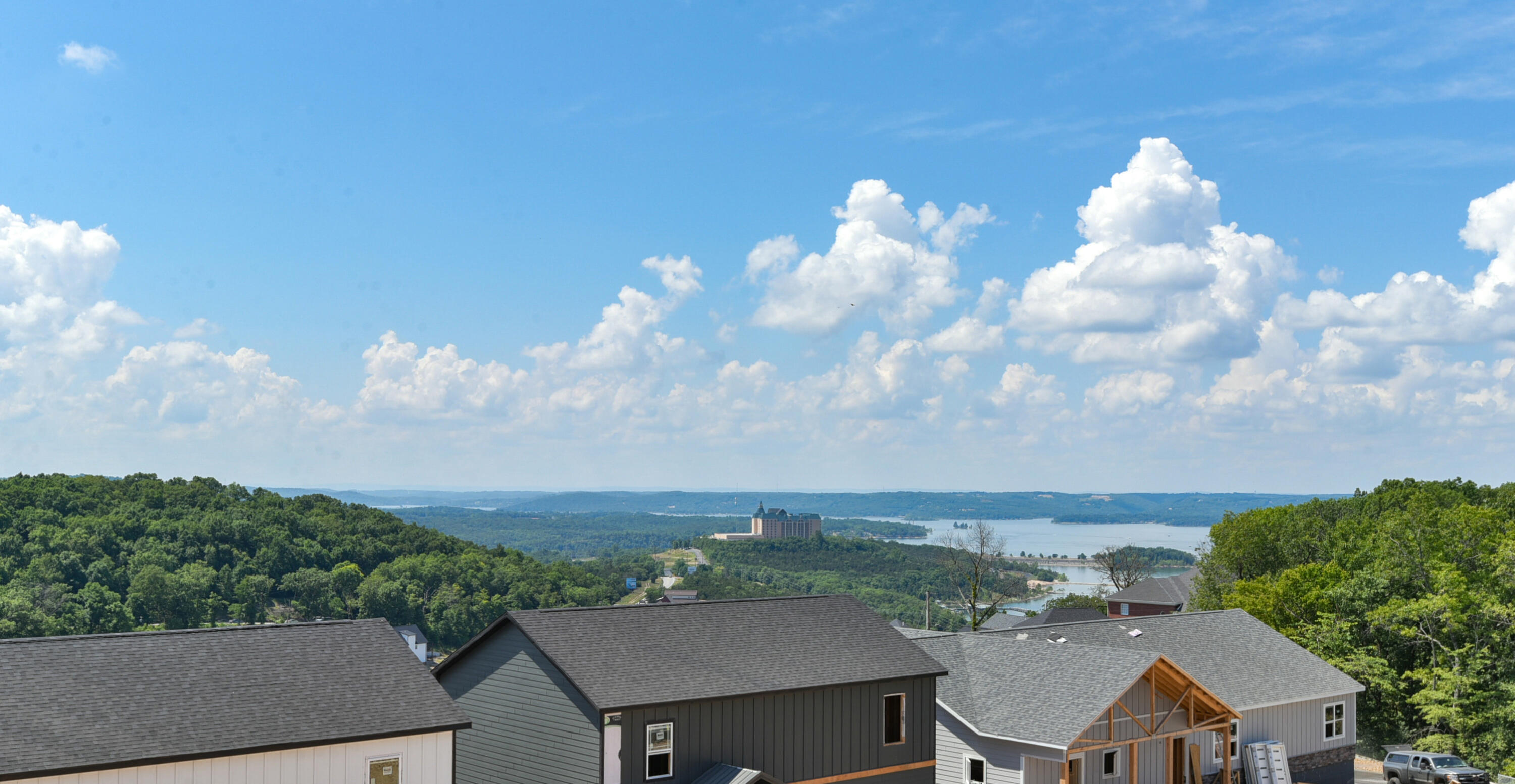 212 Chateau Mountain Hilltop Way Property Photo 49