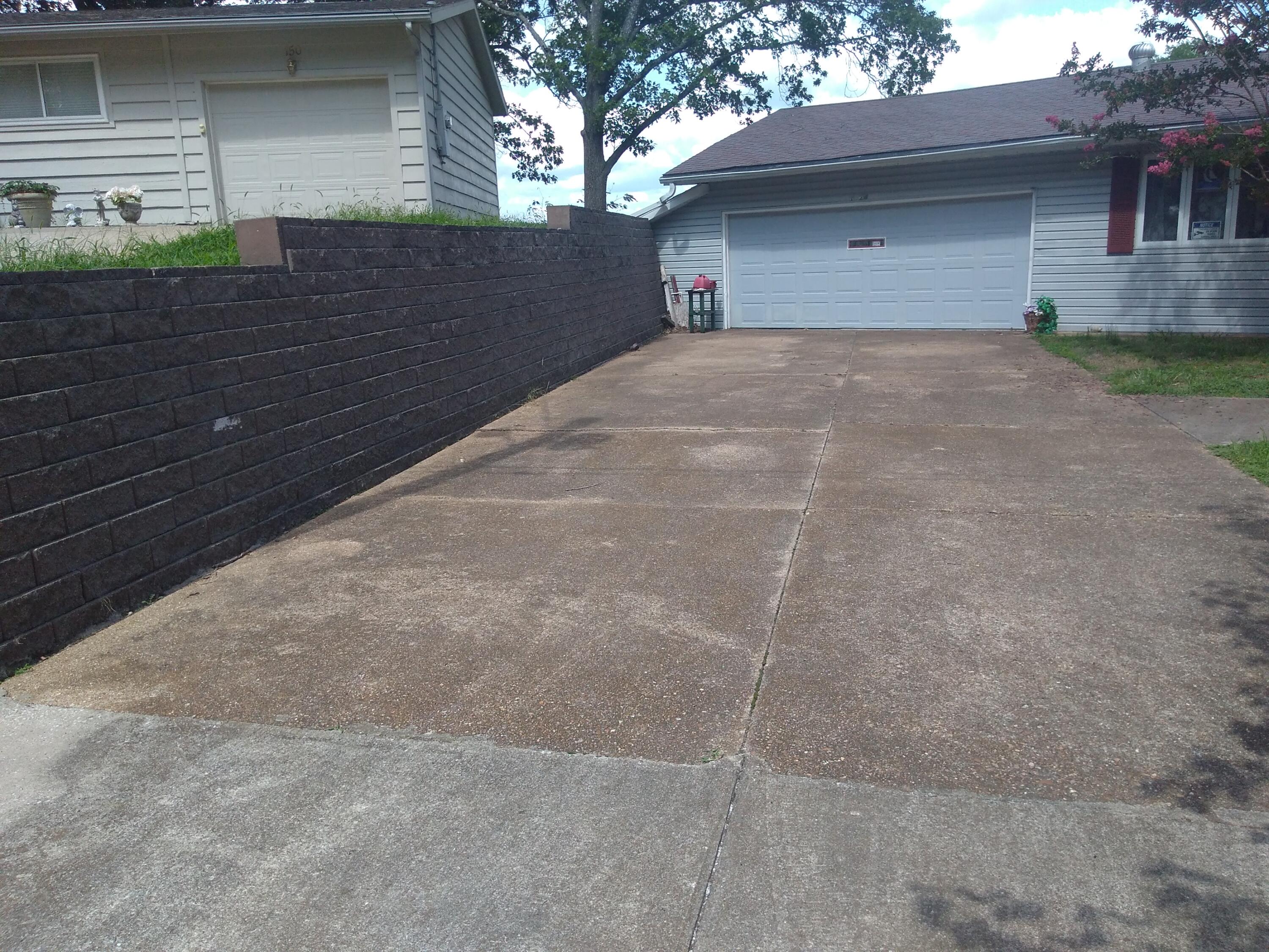 144 Westview Drive Property Photo 2