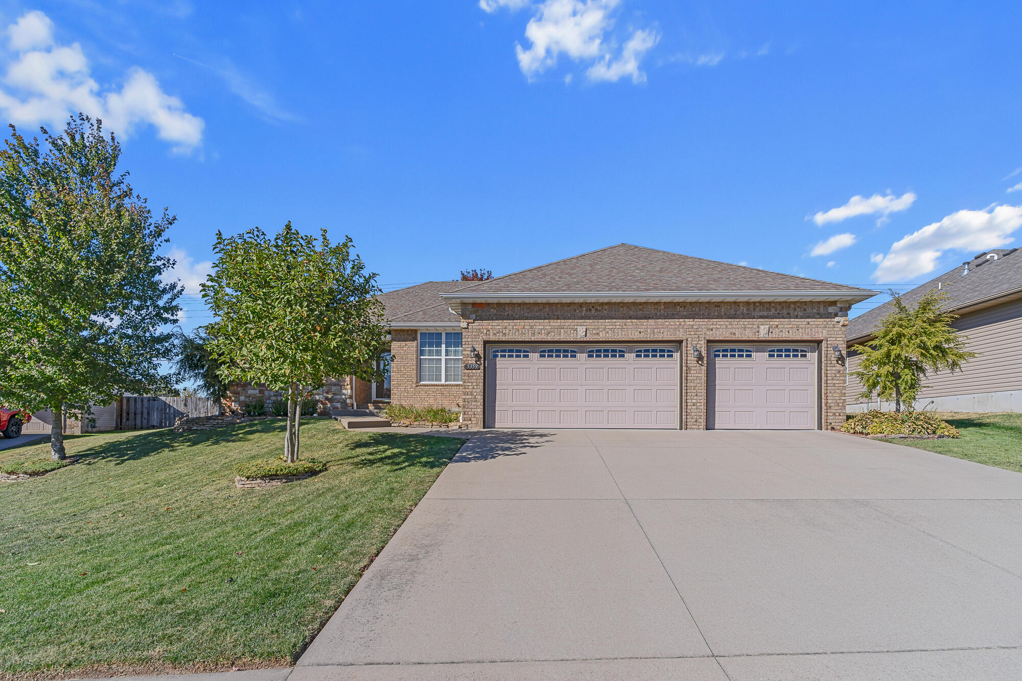 5359 South Oxynard Drive Property Photo 1