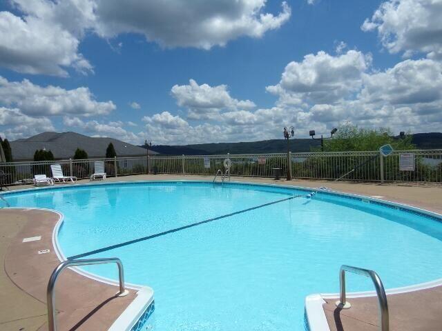 Lot 111 Emerald Isle Drive Property Photo 15