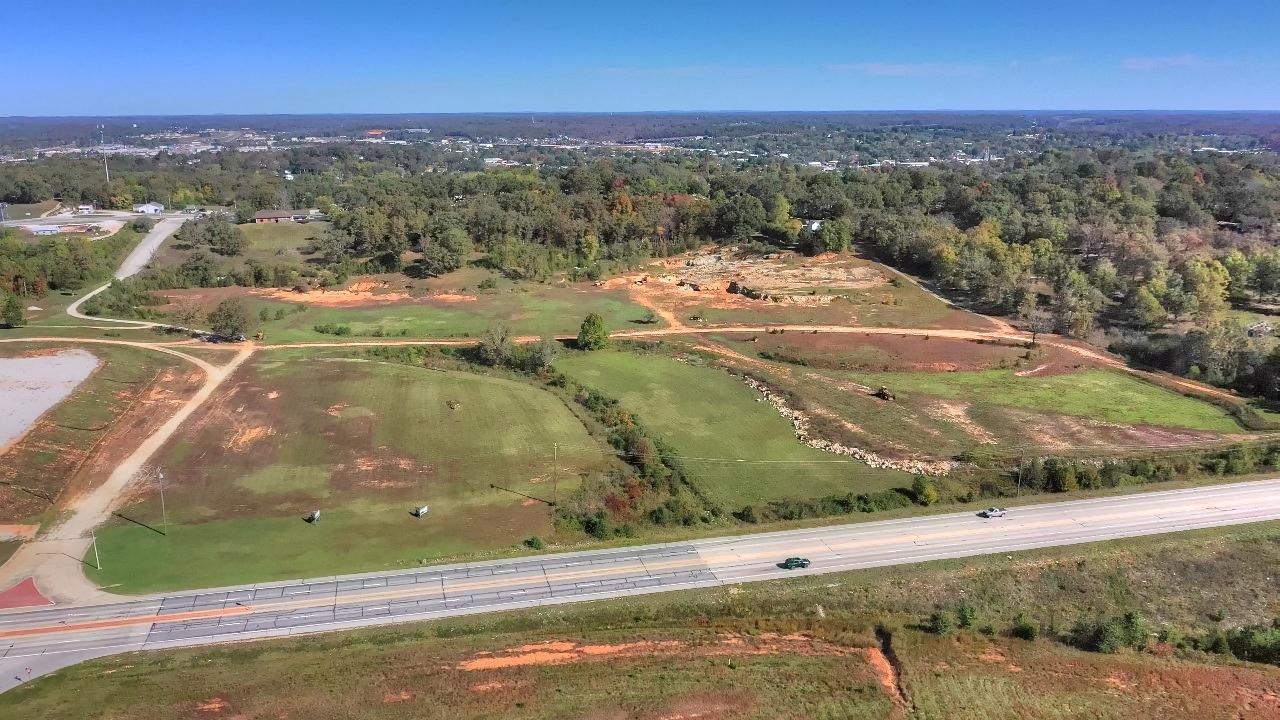 000 Highway 63 Property Photo 4