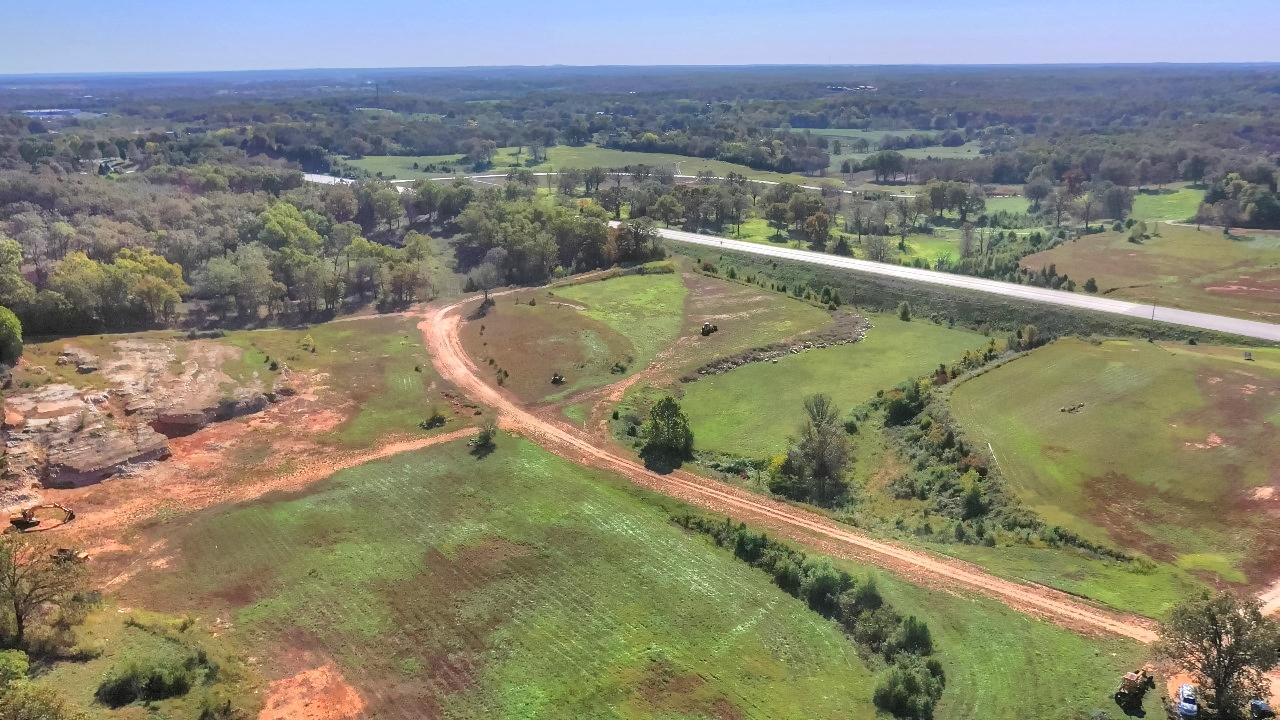 000 Highway 63 Property Photo 17