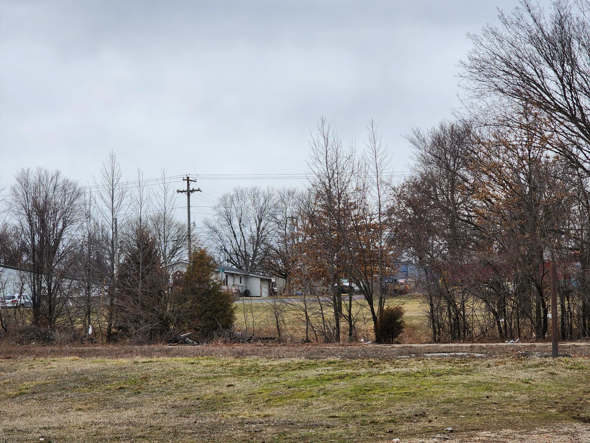 000 East Highway 60 Property Photo 1