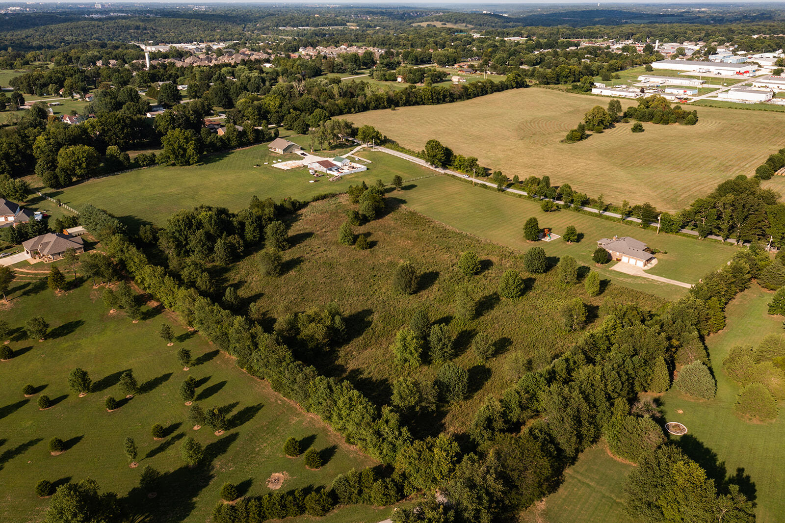 000 West Hickory Ridge Drive Property Photo 3
