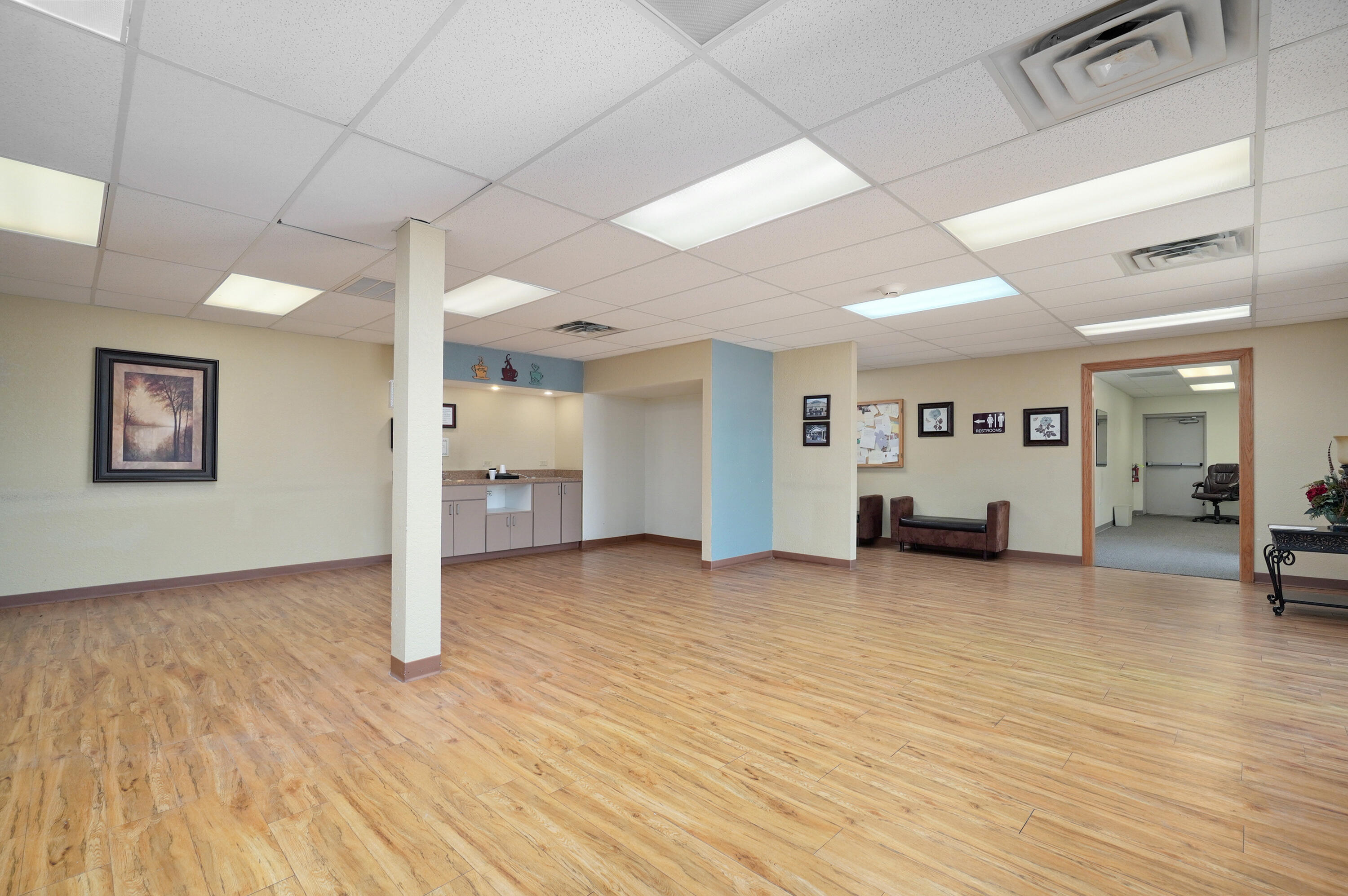 560 East Mt Vernon Boulevard Property Photo 4