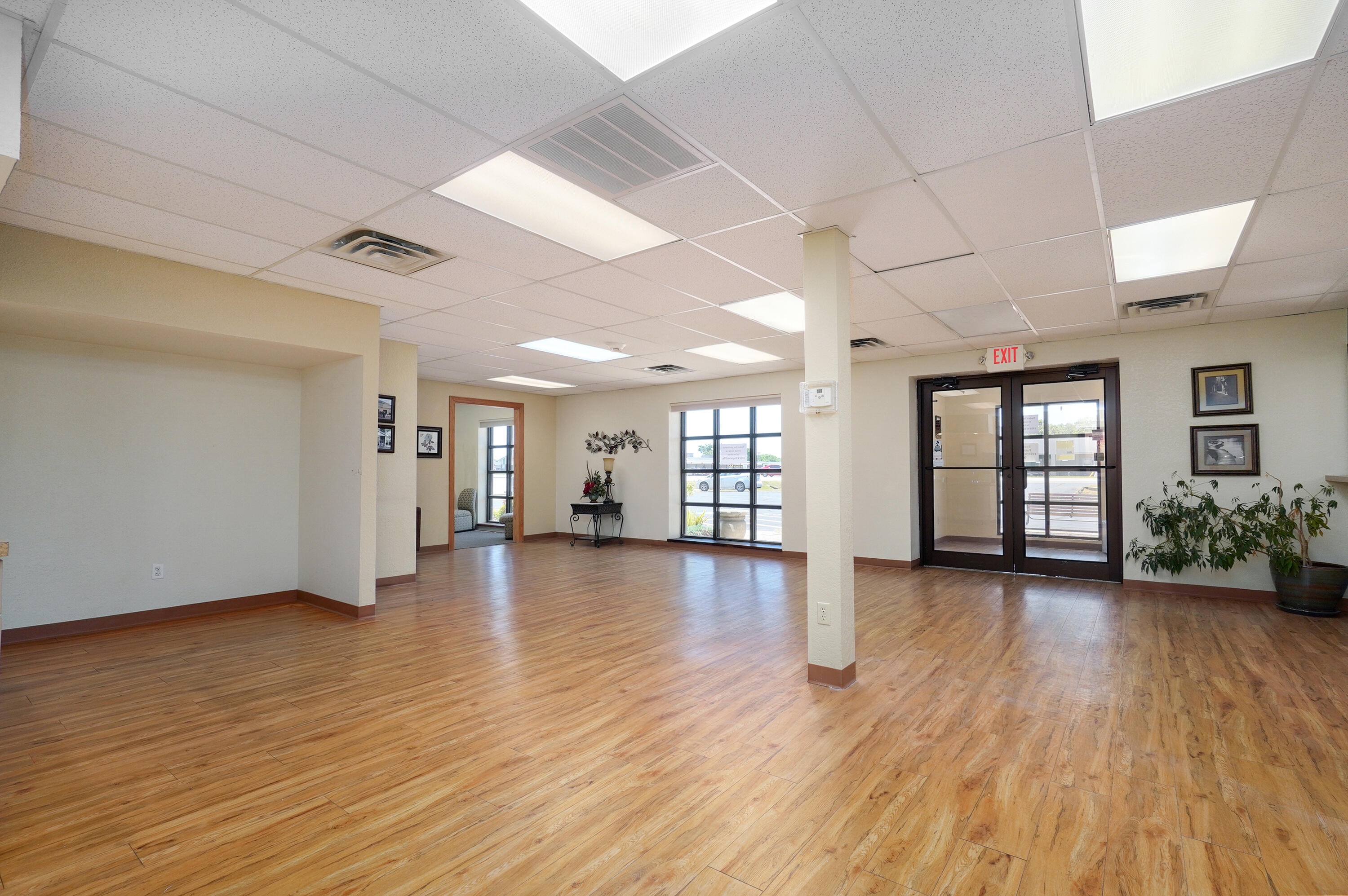 560 East Mt Vernon Boulevard Property Photo 7