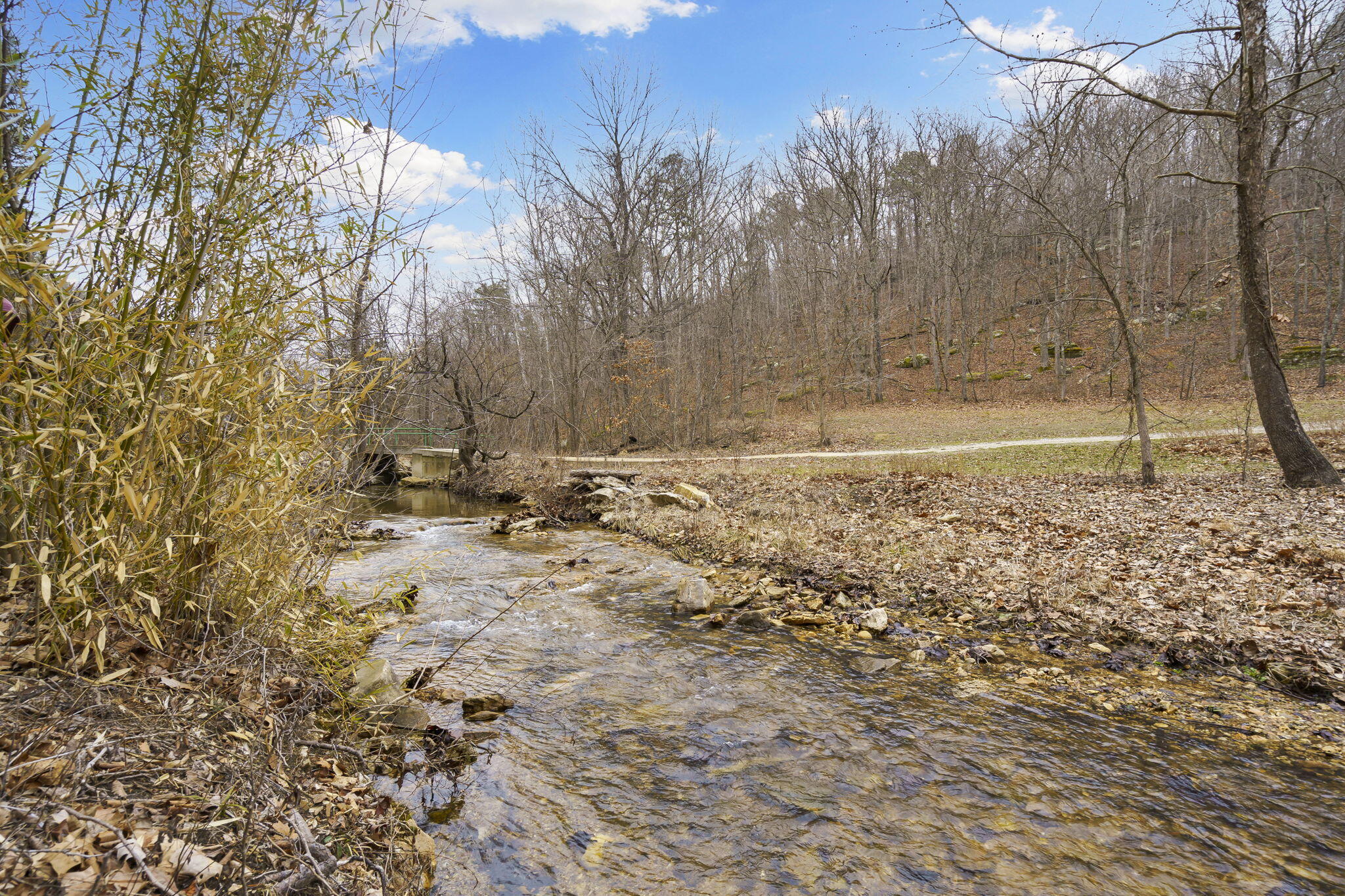 7064 County Road 14-223 East Property Photo 26